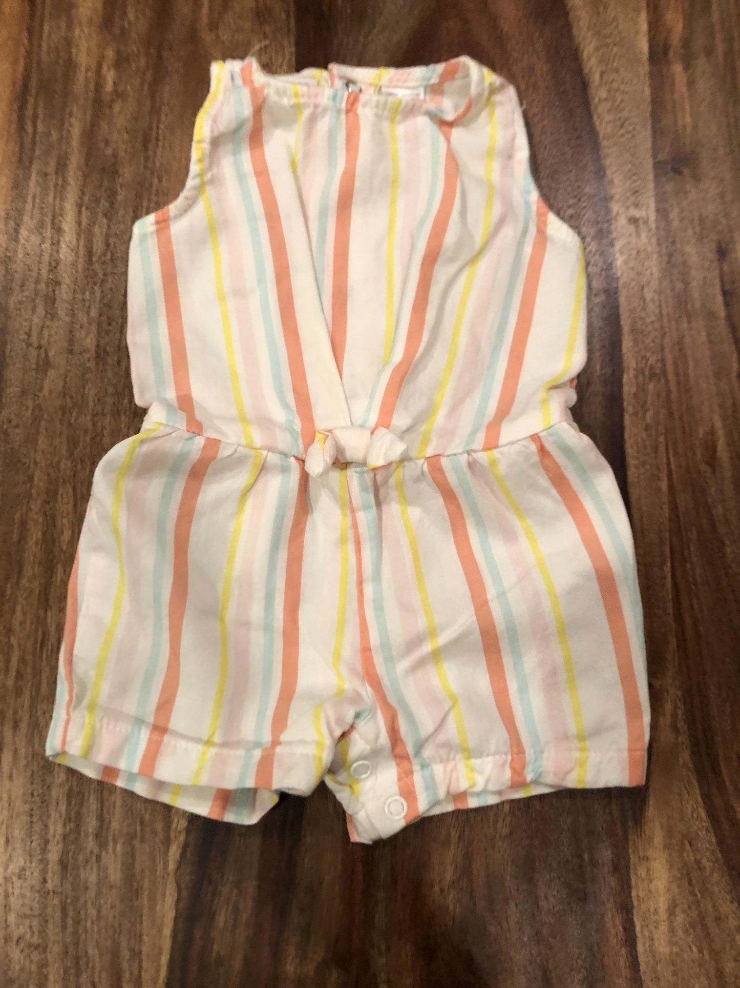 Carters Girls Yellow | White | pink | light green Romper Size: 0-3 months Yellow | White | pink | light green