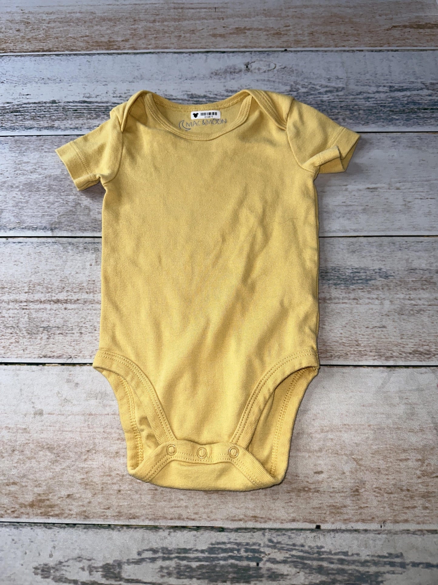 Mac & Moon Boys Yellow Onesie Size: 9 months Yellow