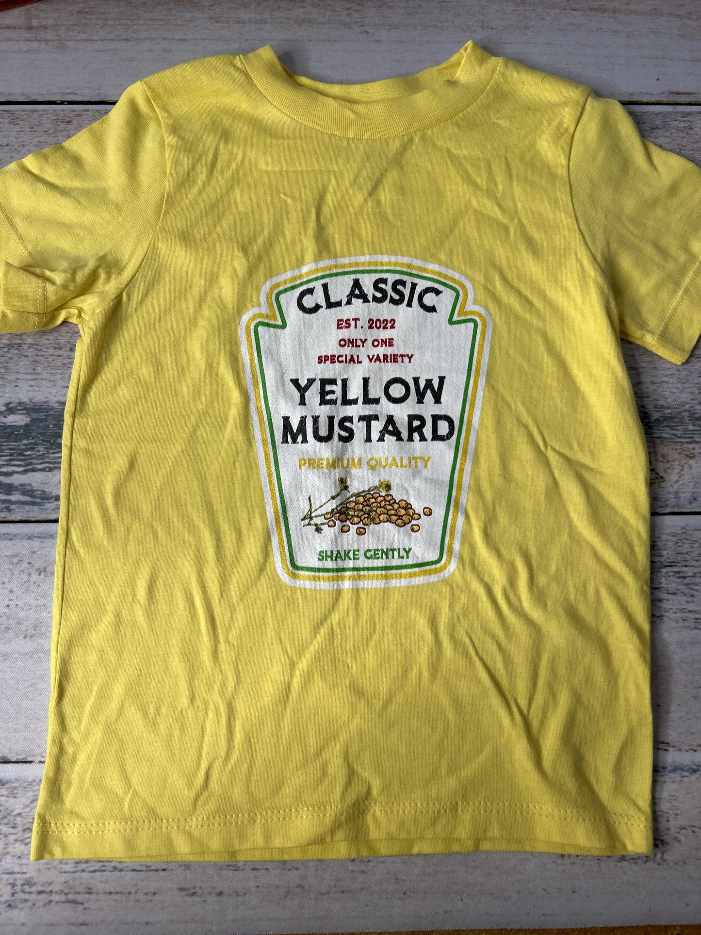 Unisex Yellow T-Shirt Size: 3T Yellow