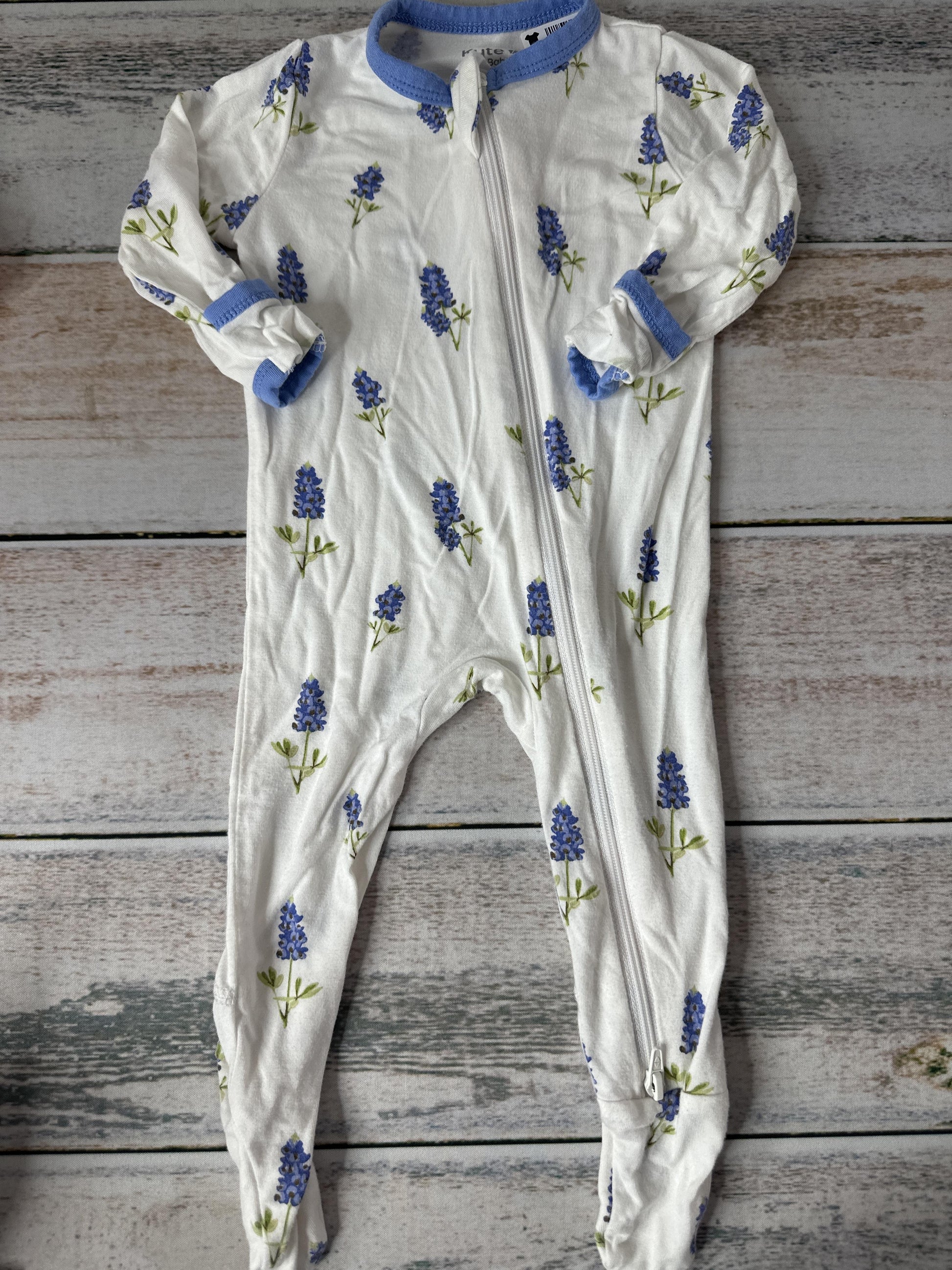 Unisex Pajamas Size: 0-3 months