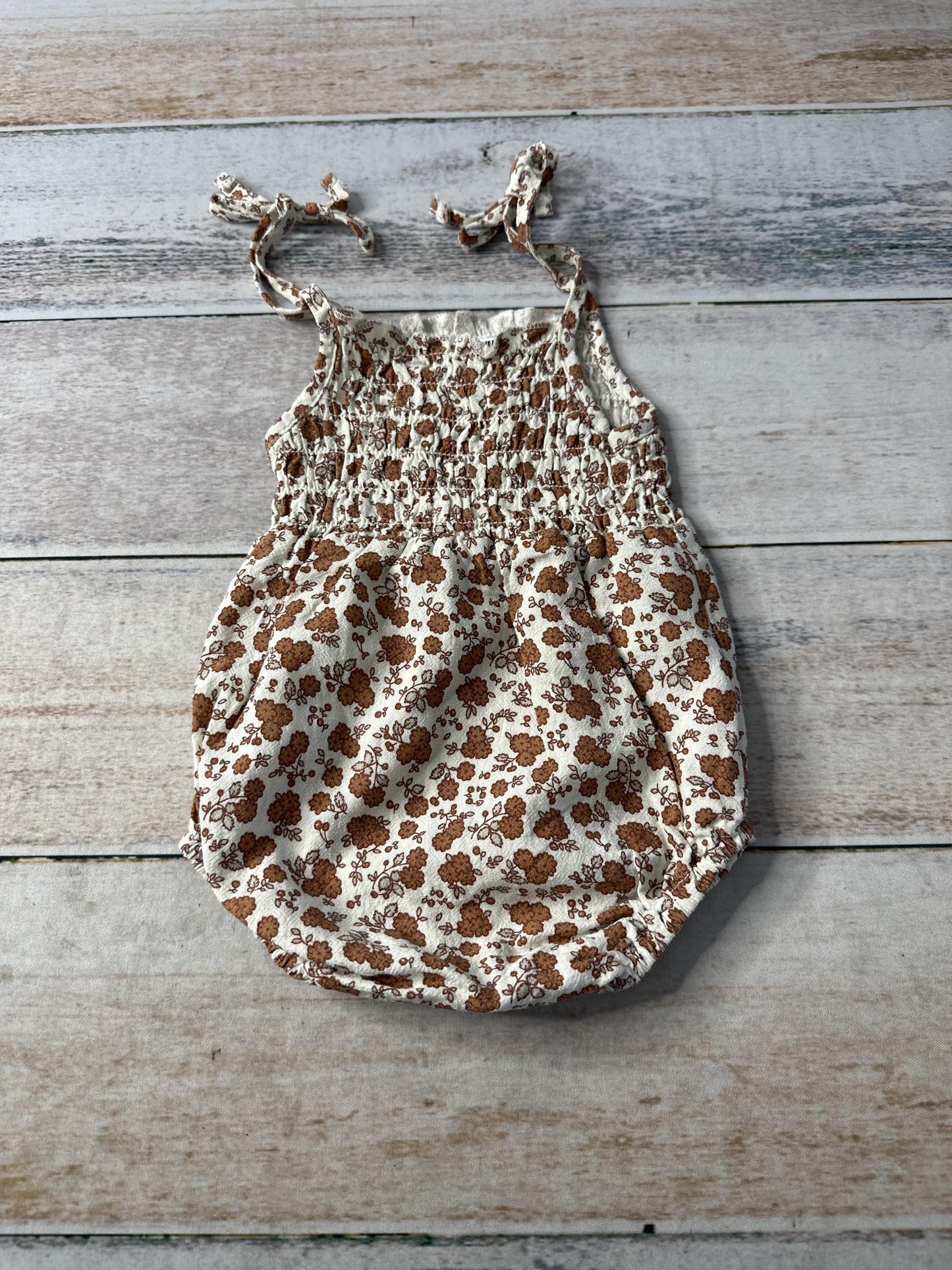 Unisex Romper Size: 0-3 months