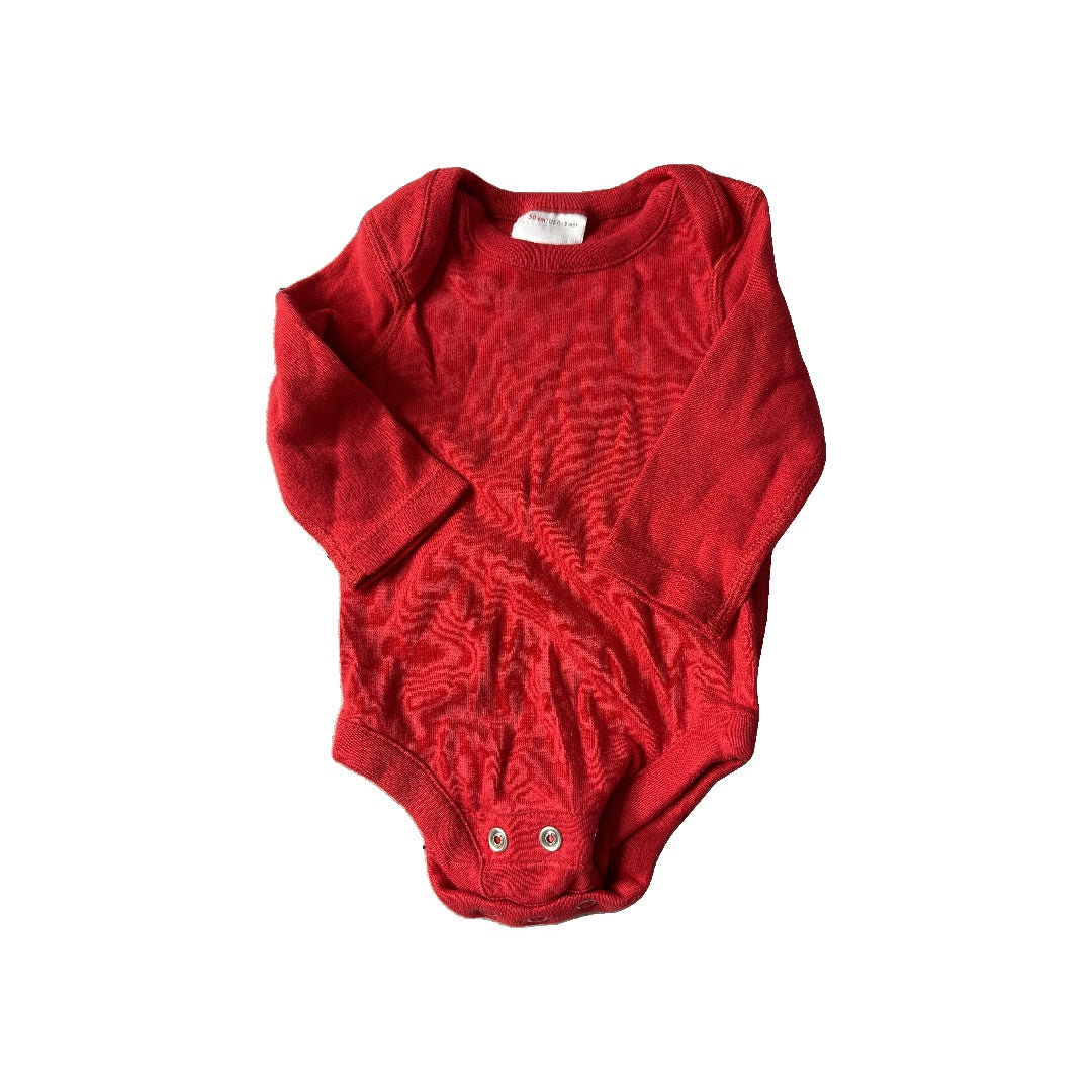 Unisex Onesie Size: 0-3 months