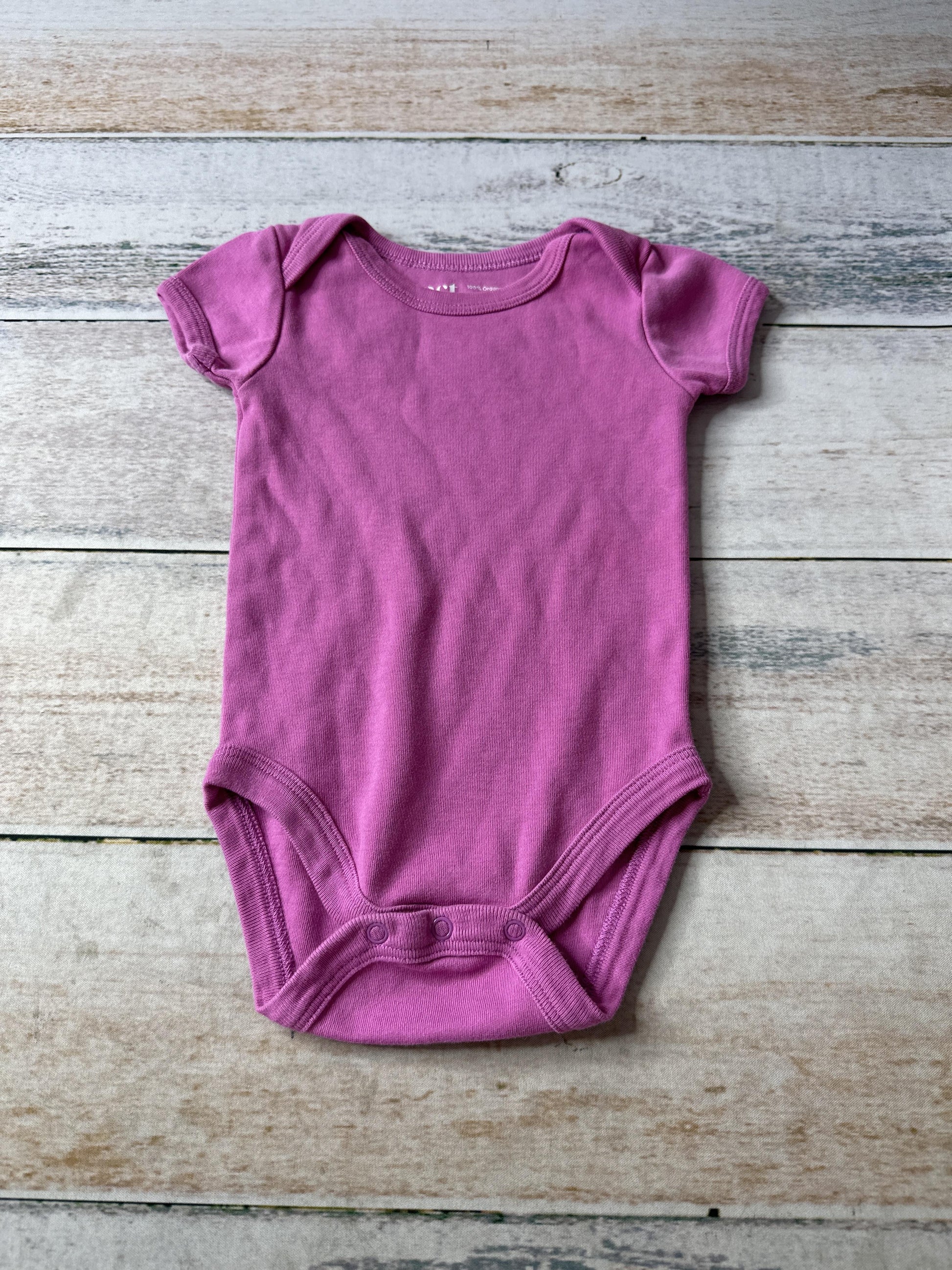 pact Unisex Onesie Size: 0-3 months
