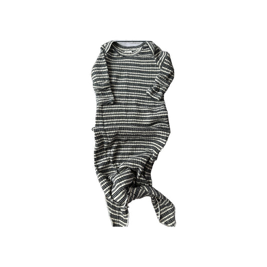 Kate Quinn Unisex Sleepsack Size: 0-3 months
