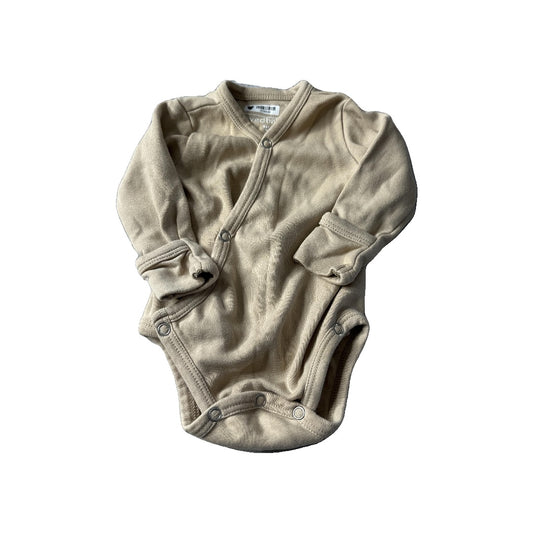 Loved Baby Unisex Onesie Size: 0-3 months