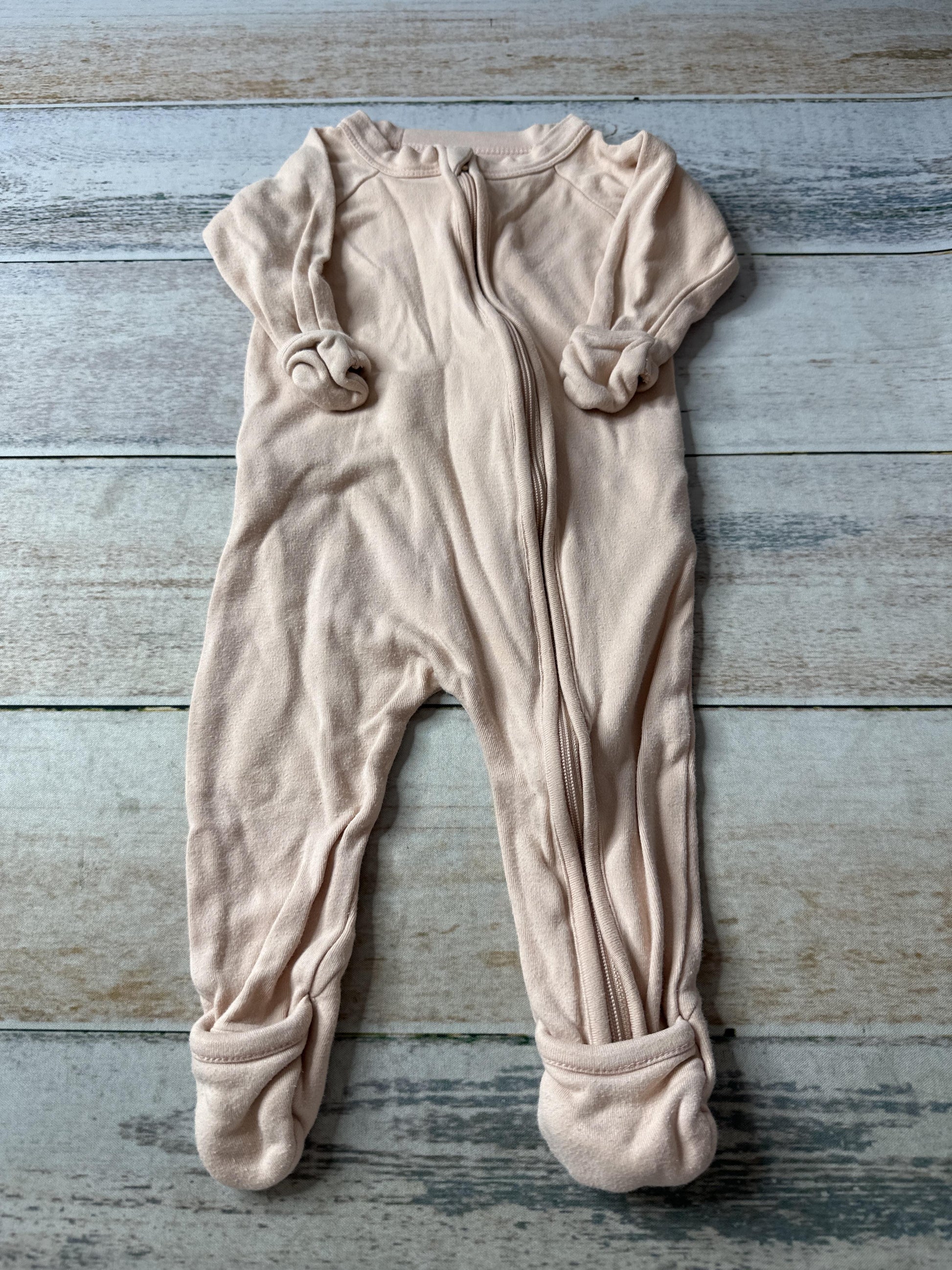 Goumi Unisex Pajamas Size: 0-3 months
