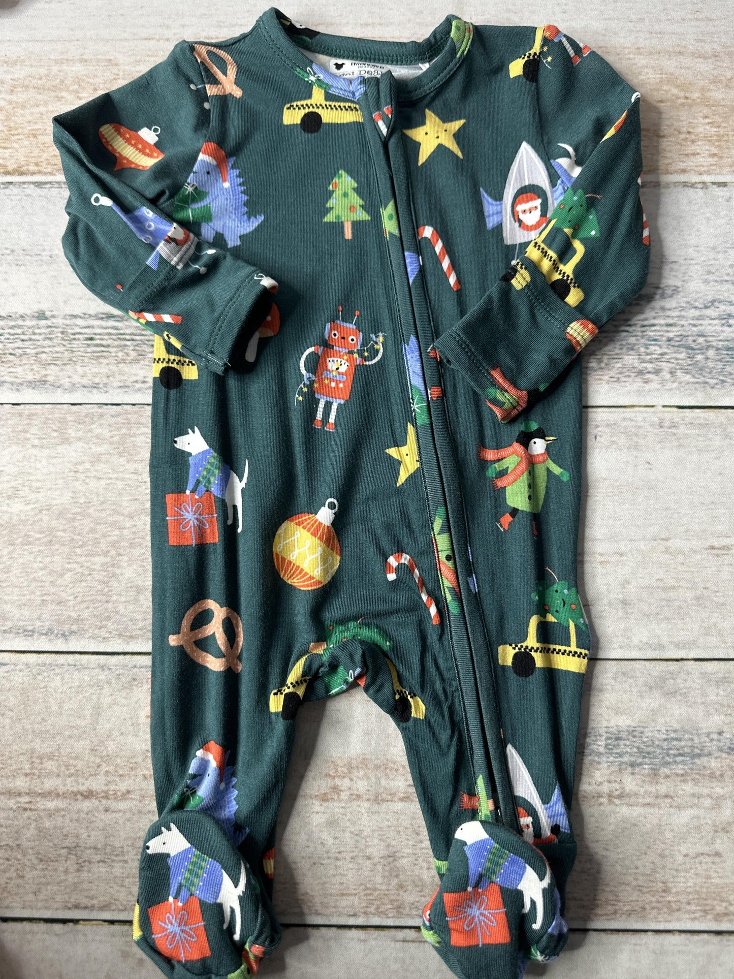 Unisex Pajamas Size: 0-3 months
