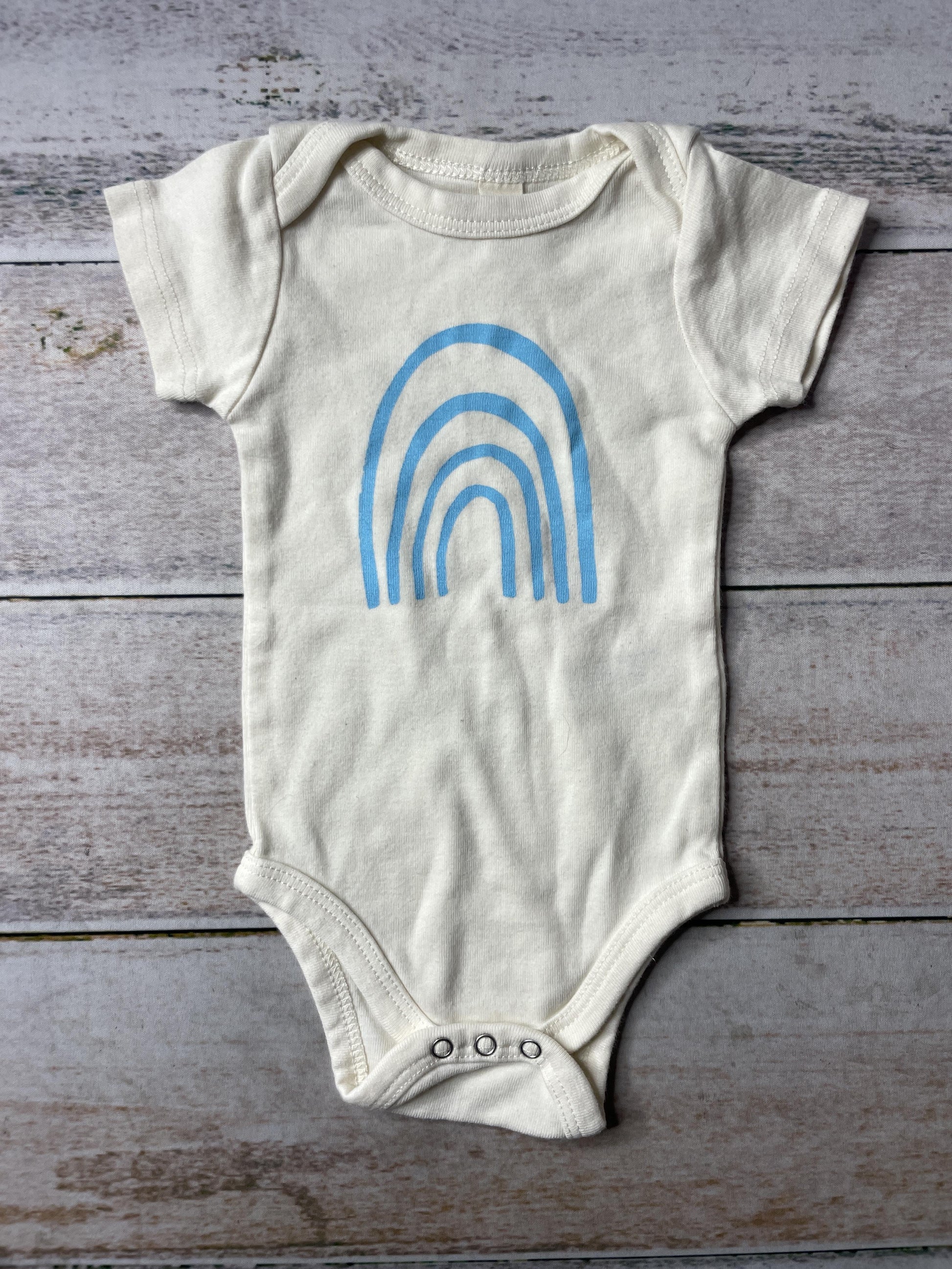 Tenth + Pine Unisex Onesie Size: 0-3 months
