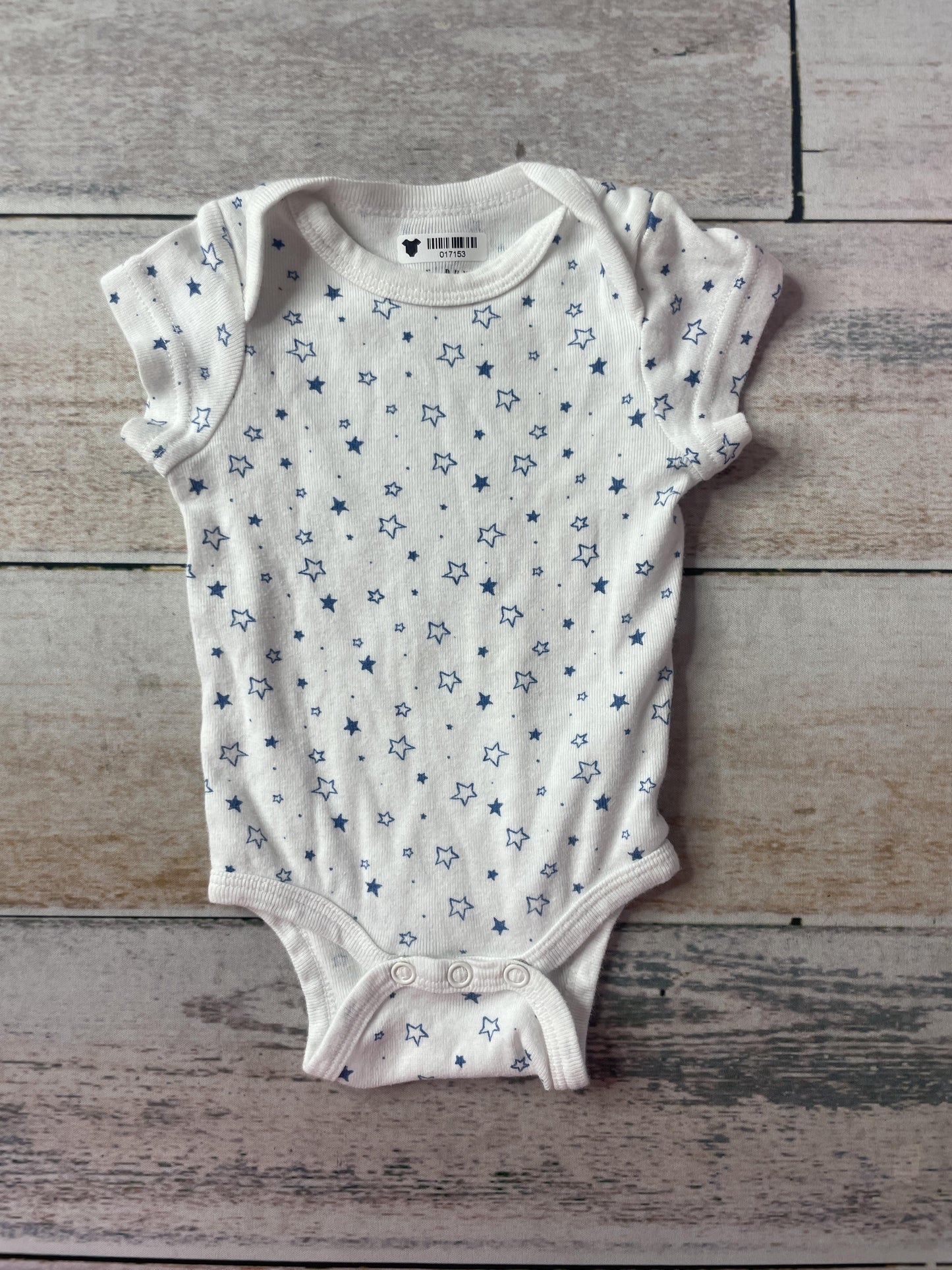 Rae dunn Unisex Onesie Size: 0-3 months