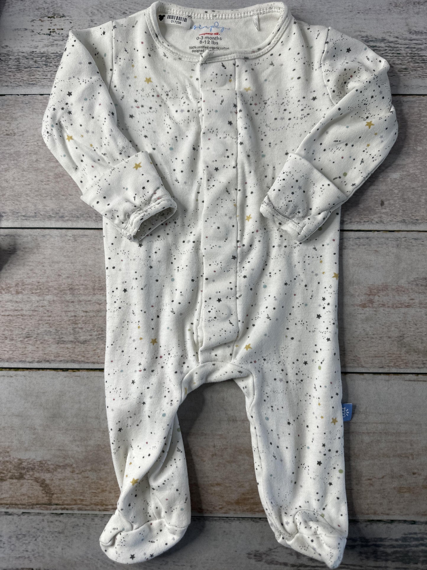 Simply Magnetic Me Unisex Pajamas Size: 0-3 months