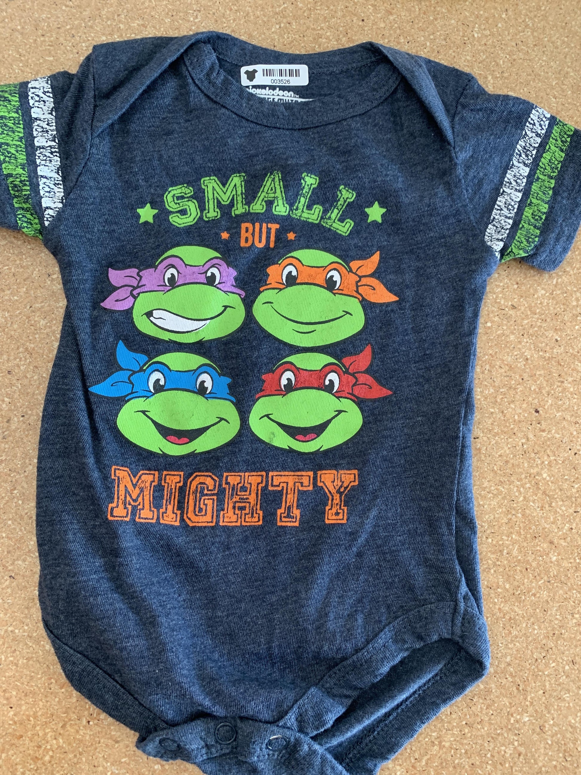 Boys Onesie Size: 0-3 months