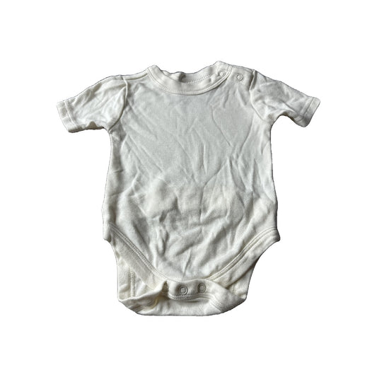 Goumi Unisex Onesie Size: 0-3 months