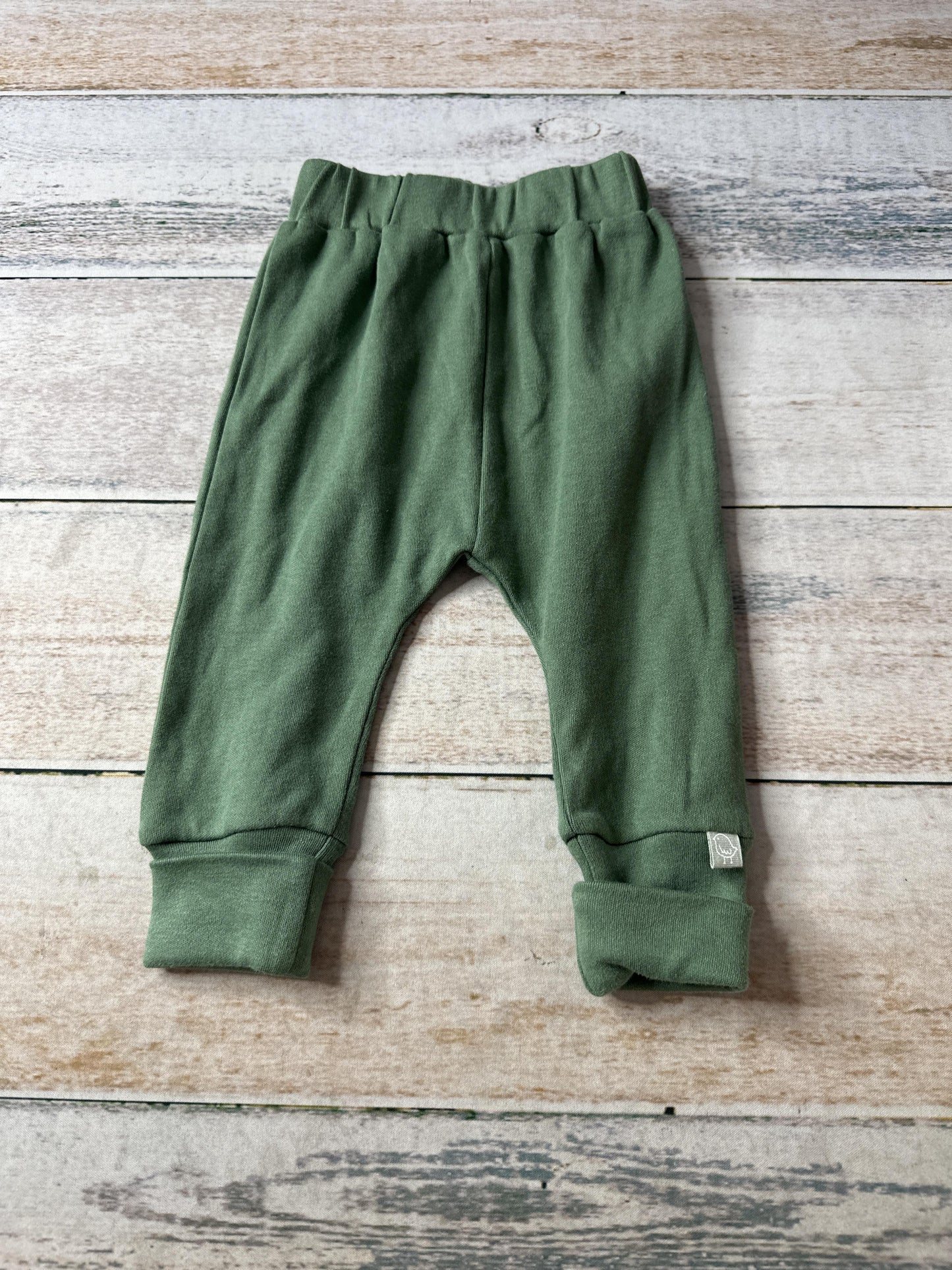 Finn + Emma Unisex Pants Size: 0-3 months
