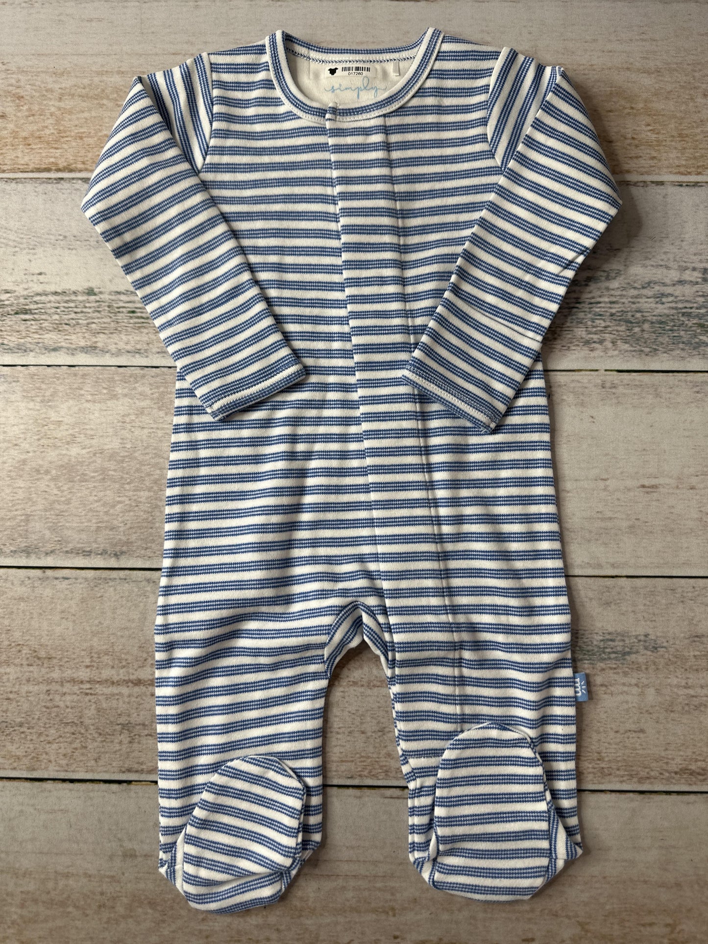 Simply Magnetic Me Unisex Pajamas Size: 0-3 months