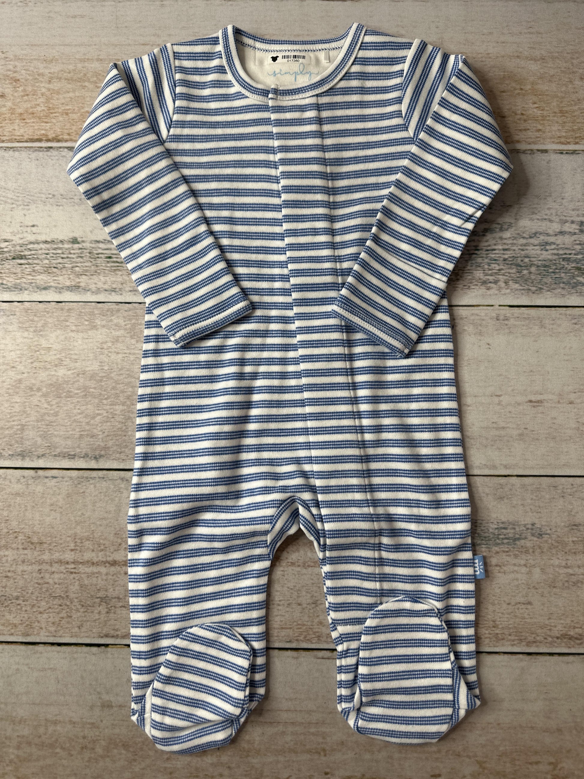 Simply Magnetic Me Unisex Pajamas Size: 0-3 months