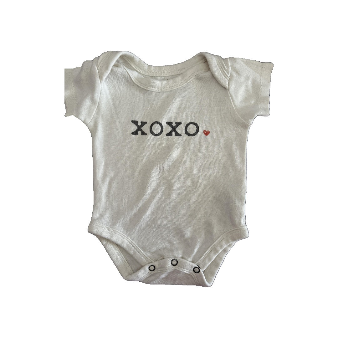 Finn + Emma Unisex Onesie Size: 0-3 months