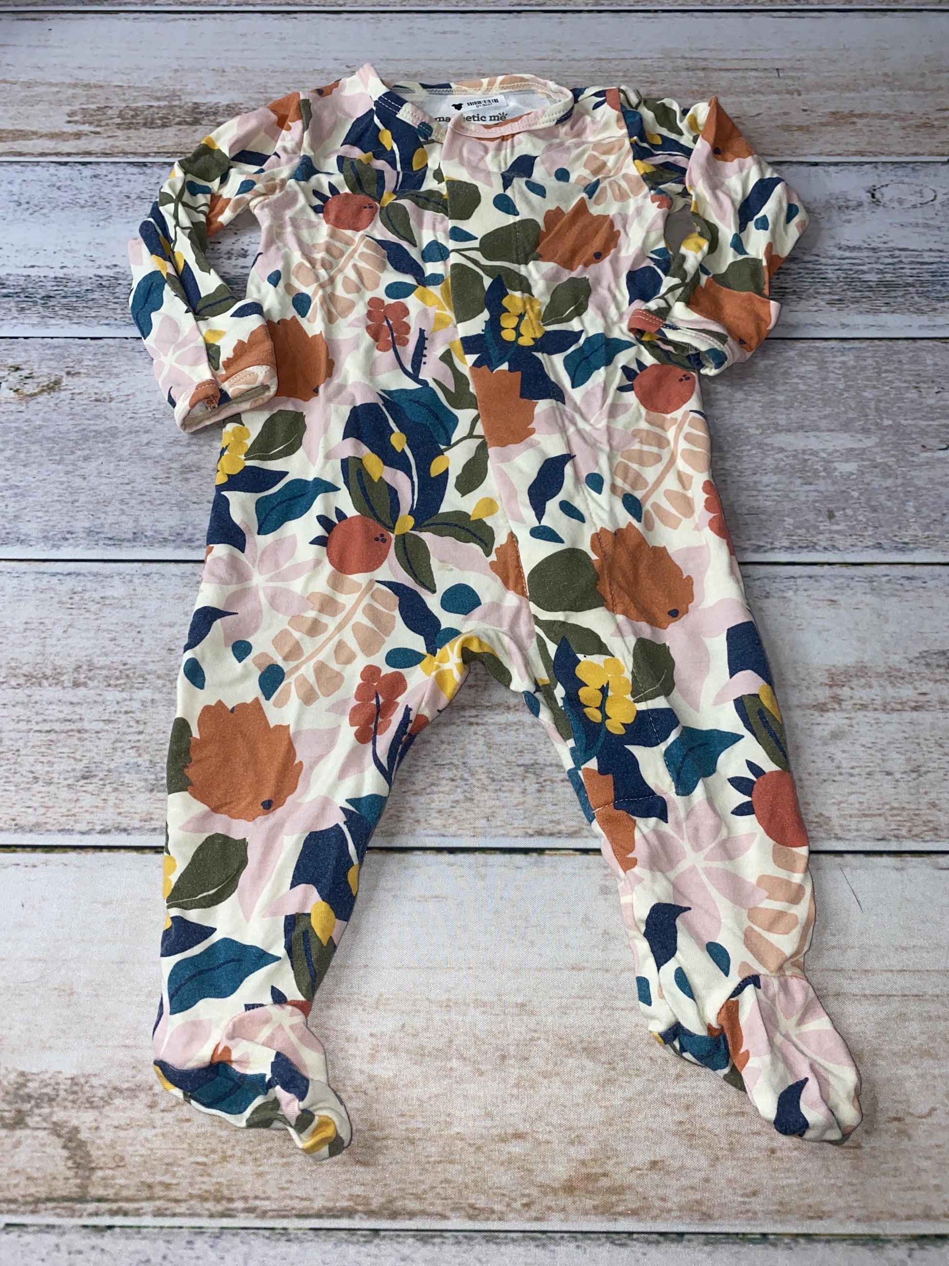 Magnetic Me Girls Pajamas Size: 0-3 months