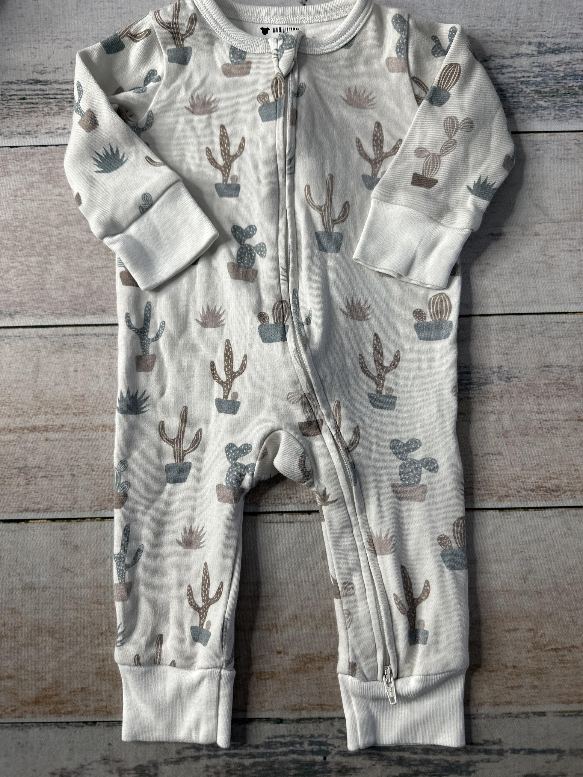 Unisex Long Sleeve Outfit Size: 0-3 months
