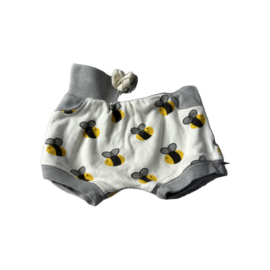 Cat & Dogma Unisex Shorts Size: 0-3 months