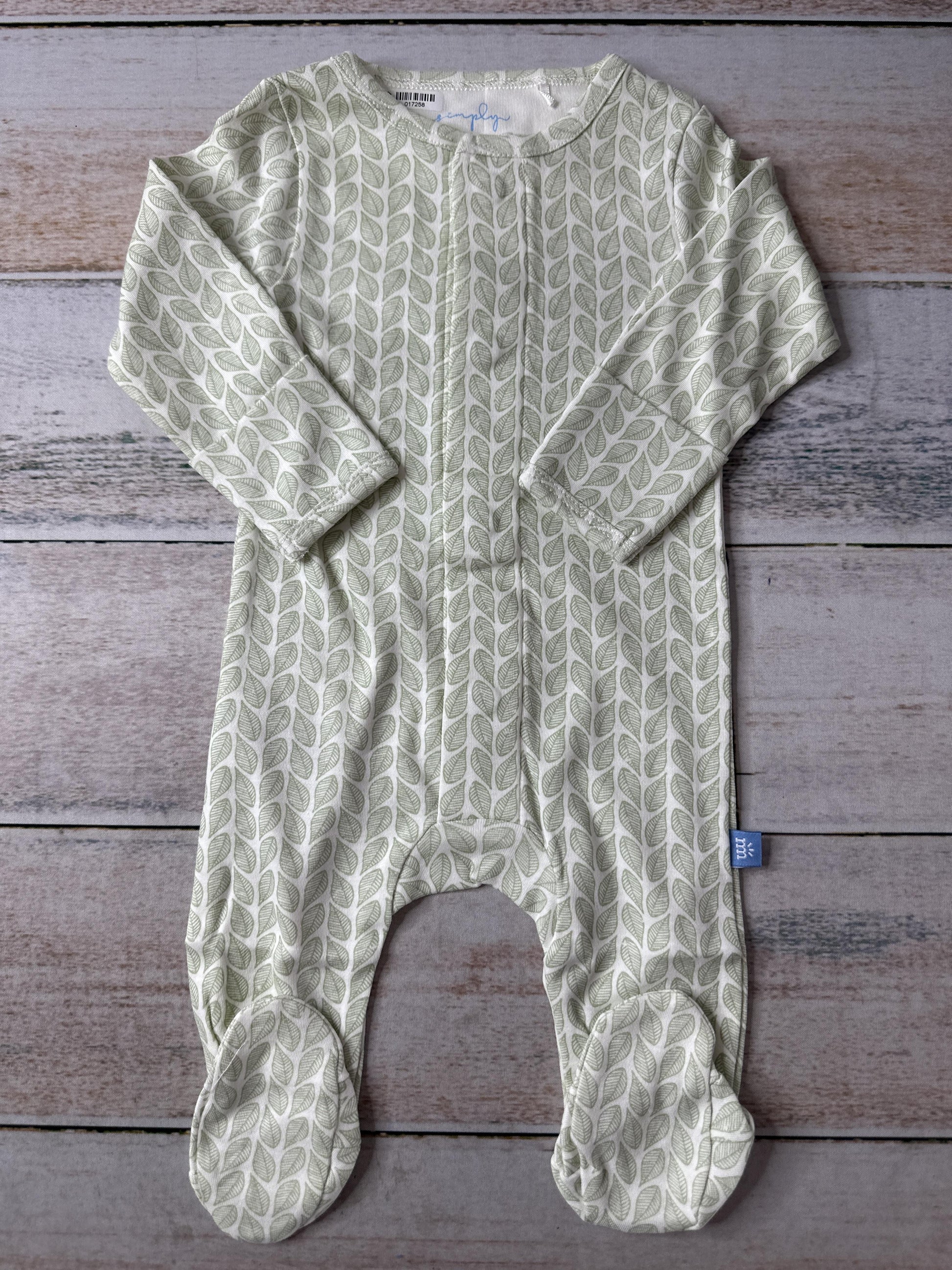 Simply Magnetic Me Unisex Pajamas Size: 0-3 months