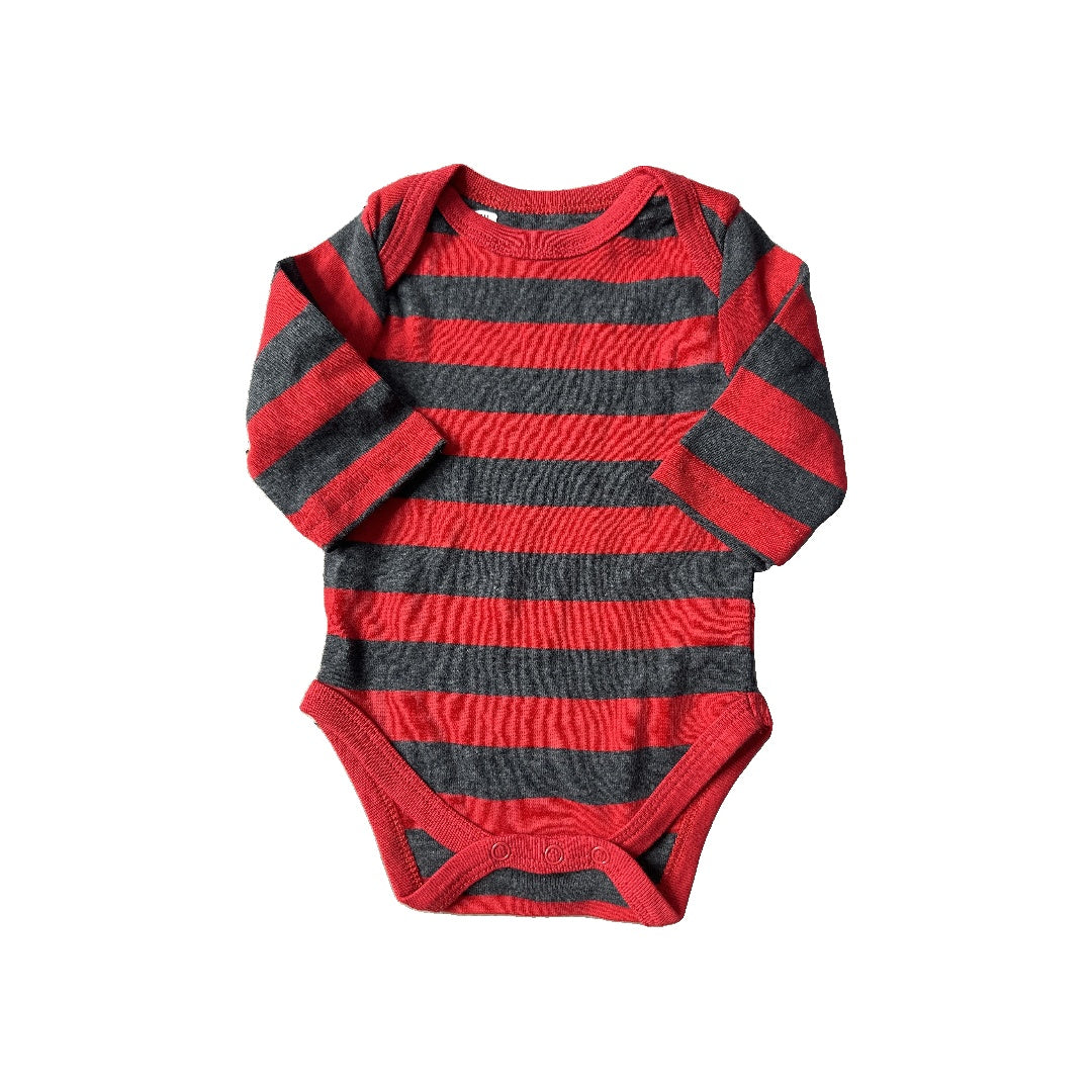 Unisex Onesie Size: 0-3 months