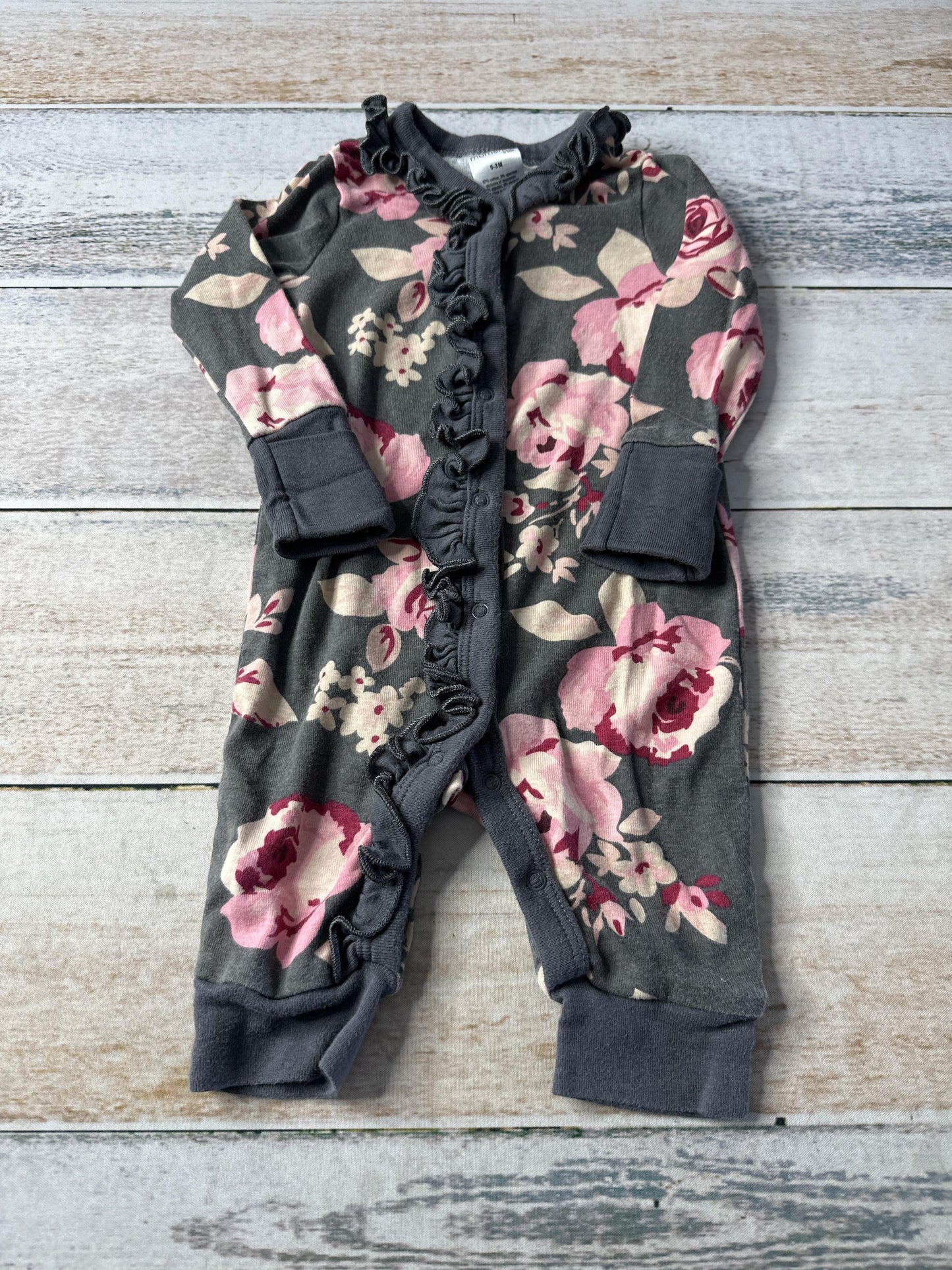 Unisex Pajamas Size: 0-3 months