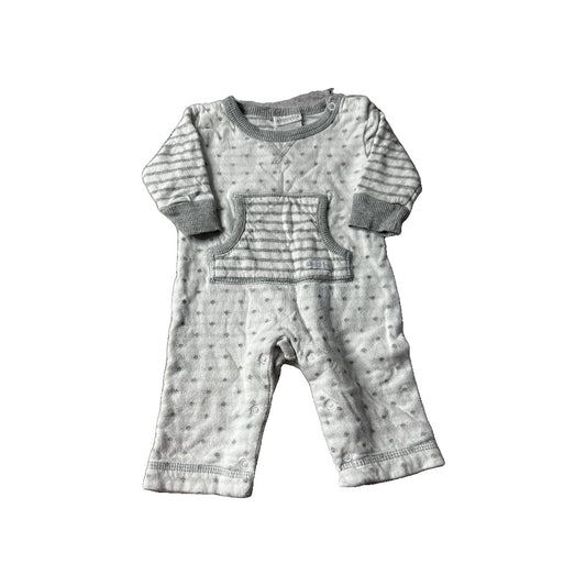 Boys Long Sleeve Outfit Size: 0-3 months