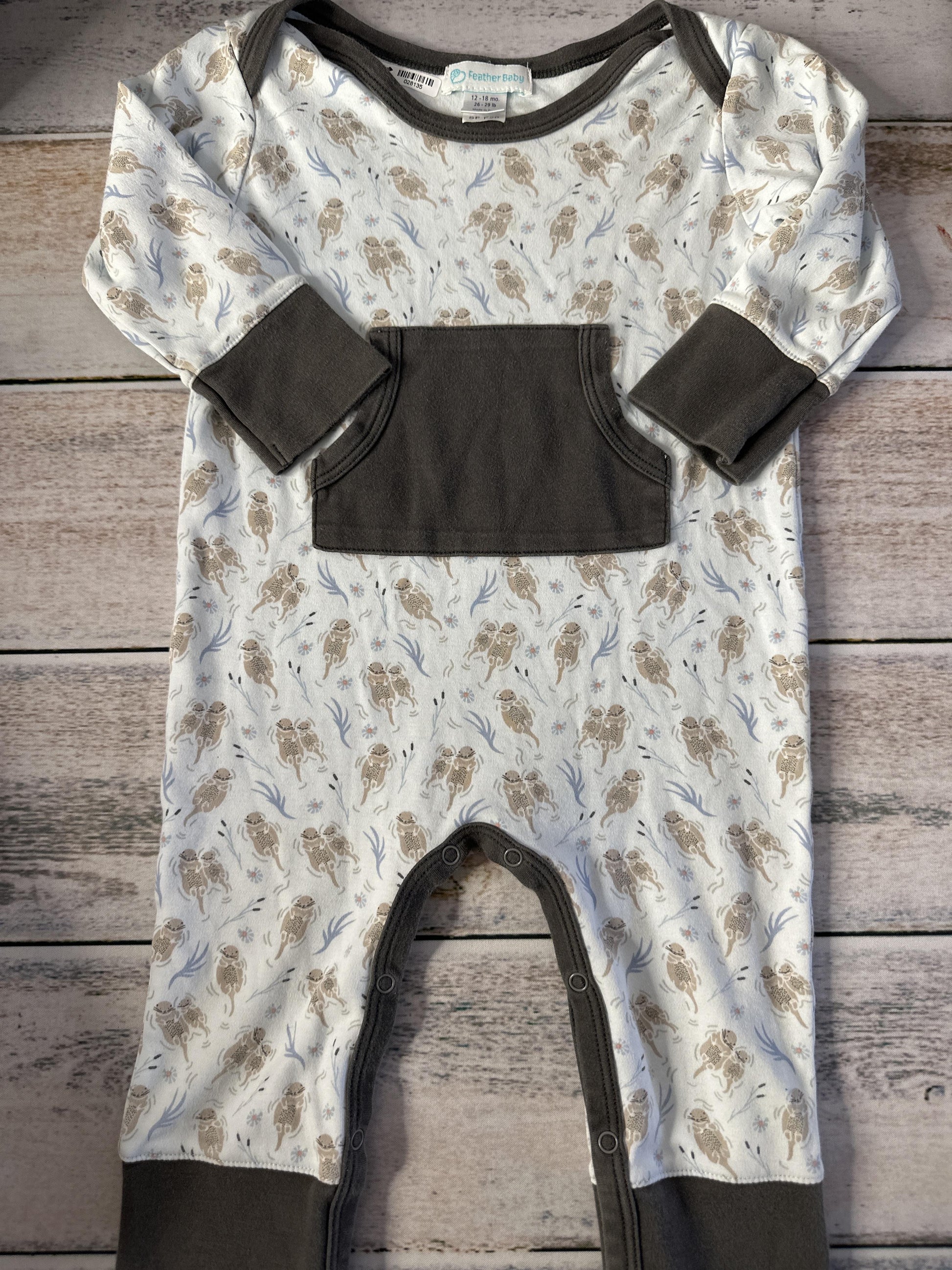 Feather Baby Unisex Pajamas Size: 12-18 months
