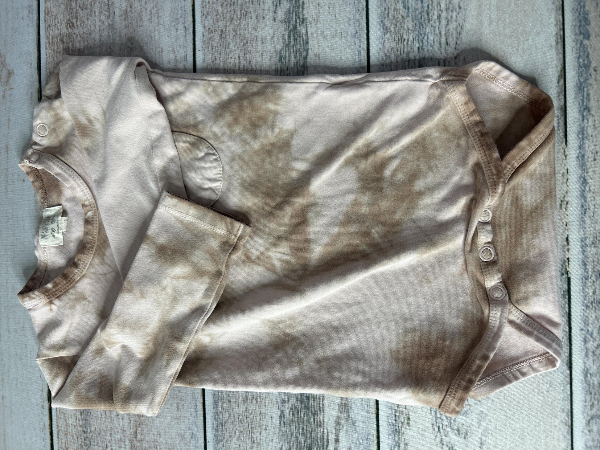 Unisex Long Sleeve Shirt Size: 12-18 months