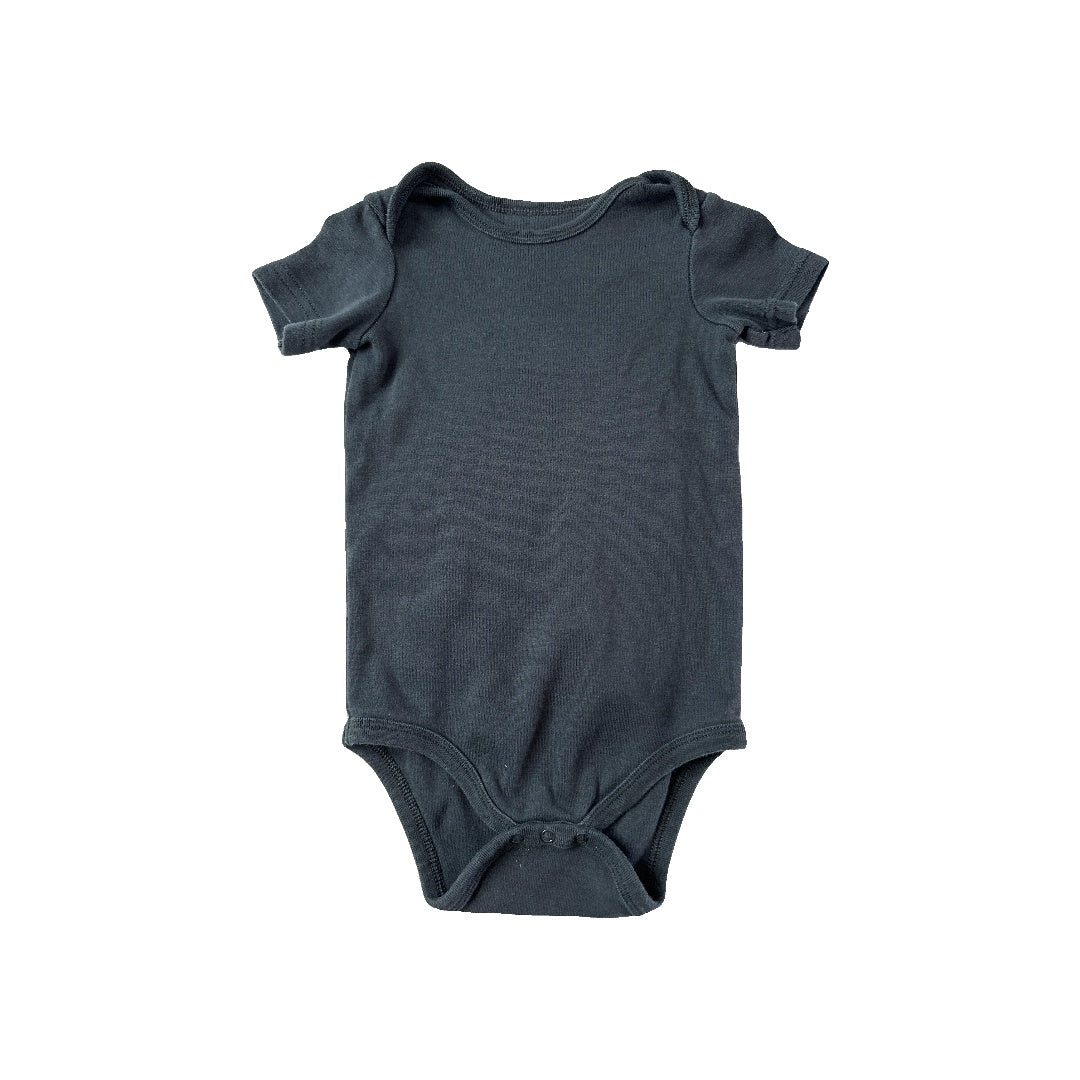 Primary Unisex Onesie Size: 12-18 months