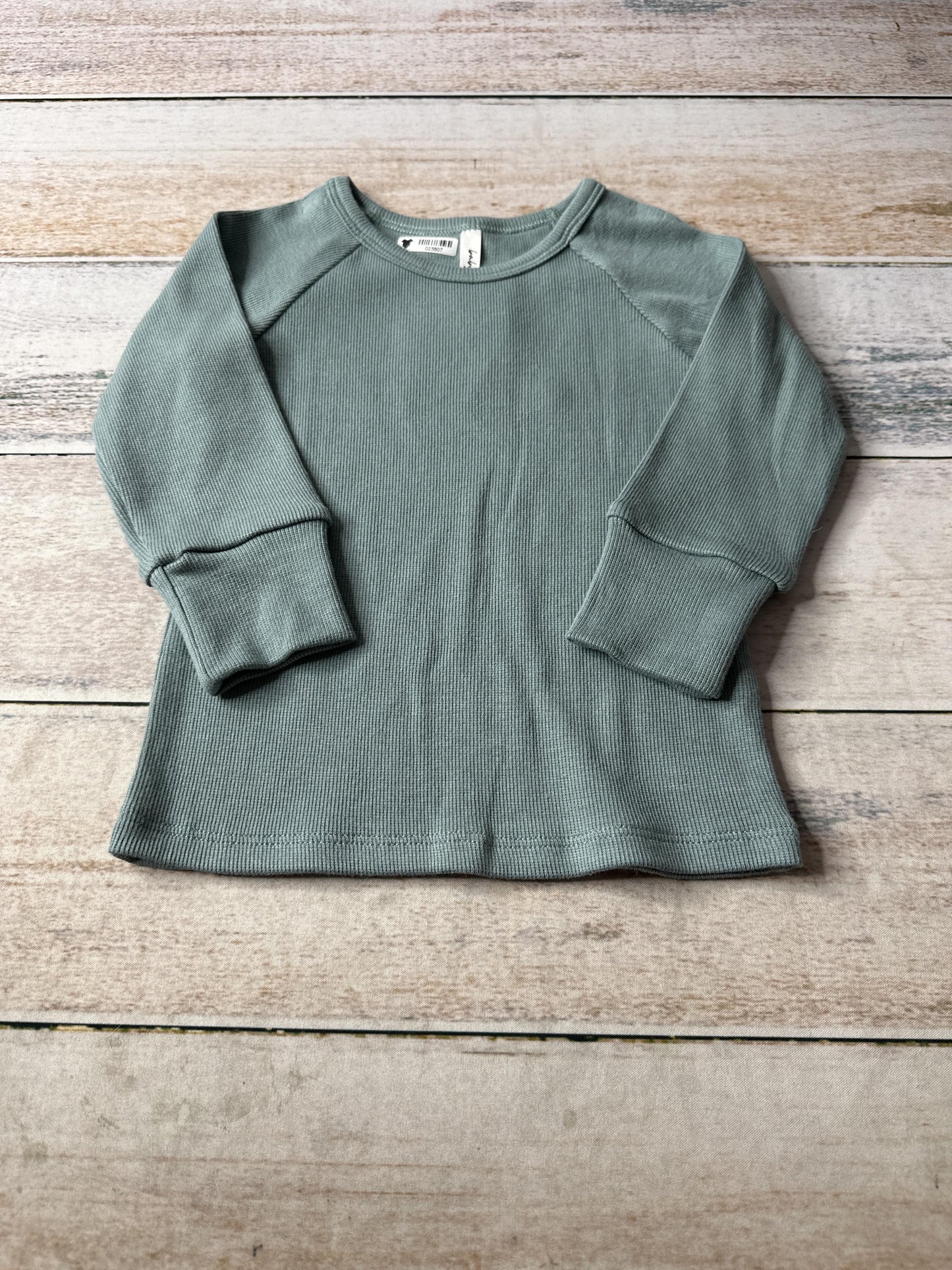 BabySprouts co Unisex Long Sleeve Shirt Size: 12-18 months