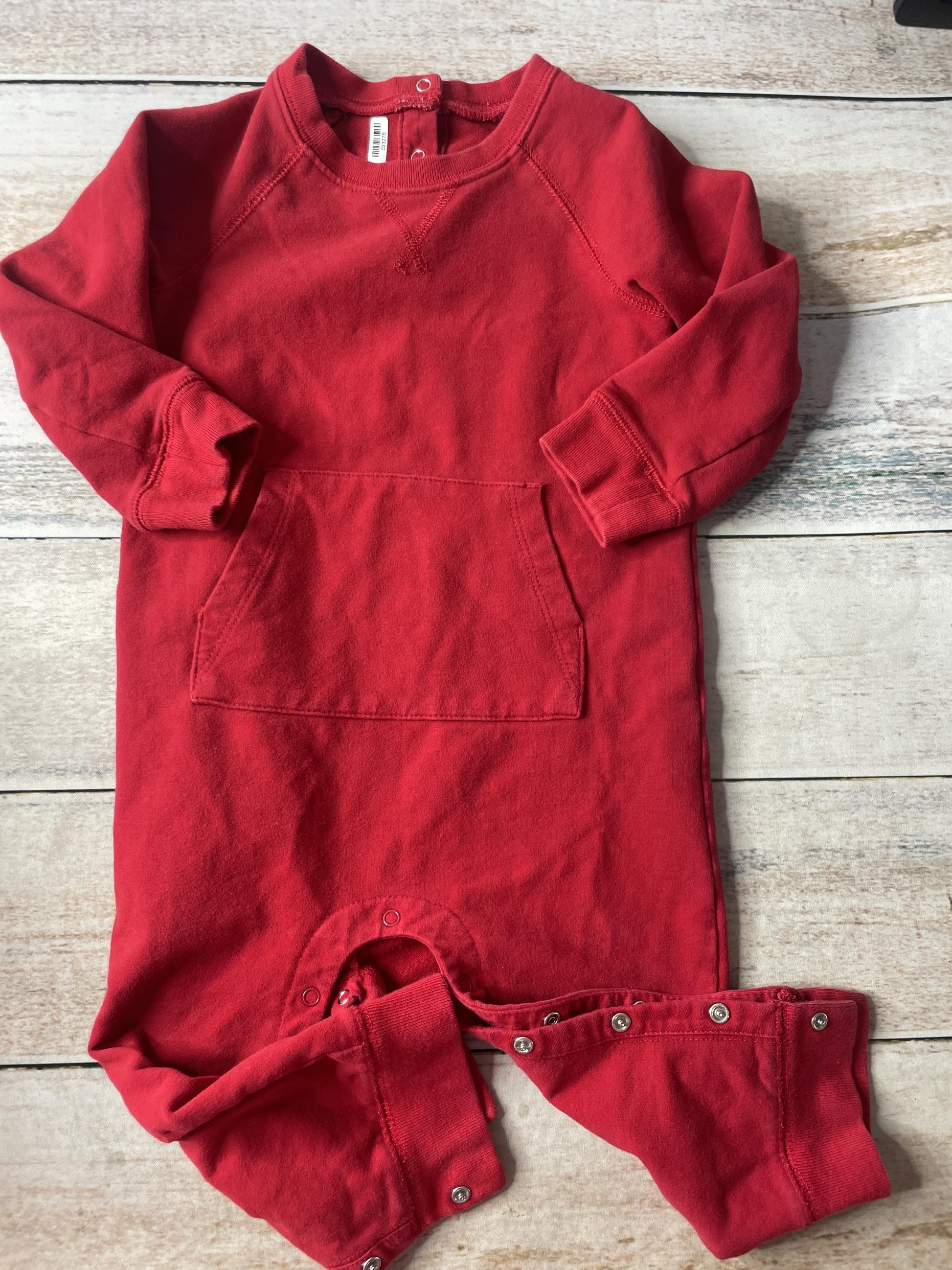 Unisex Long Sleeve Outfit Size: 12-18 months