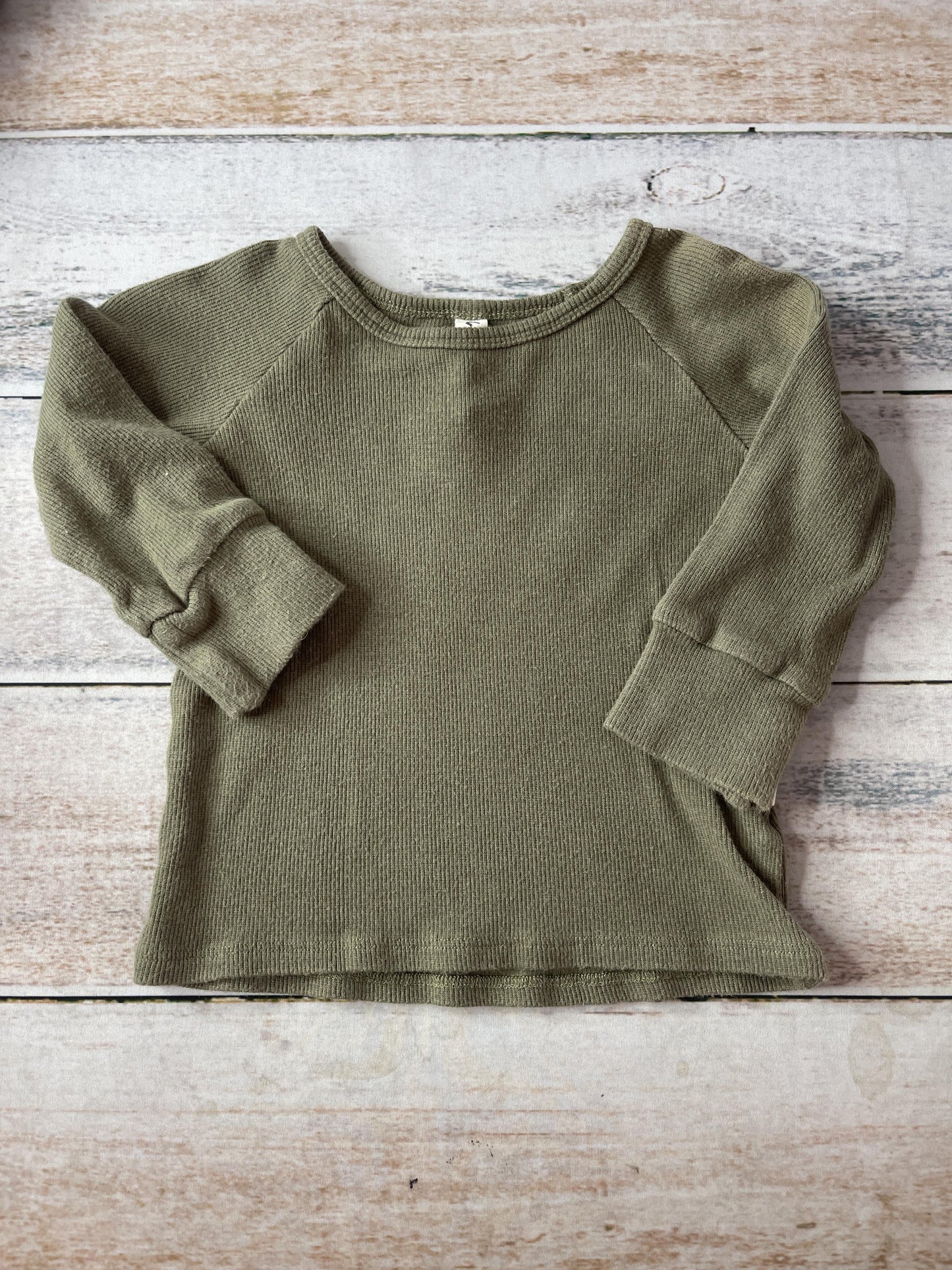 BabySprouts co Unisex Long Sleeve T-Shirt Size: 12-18 months