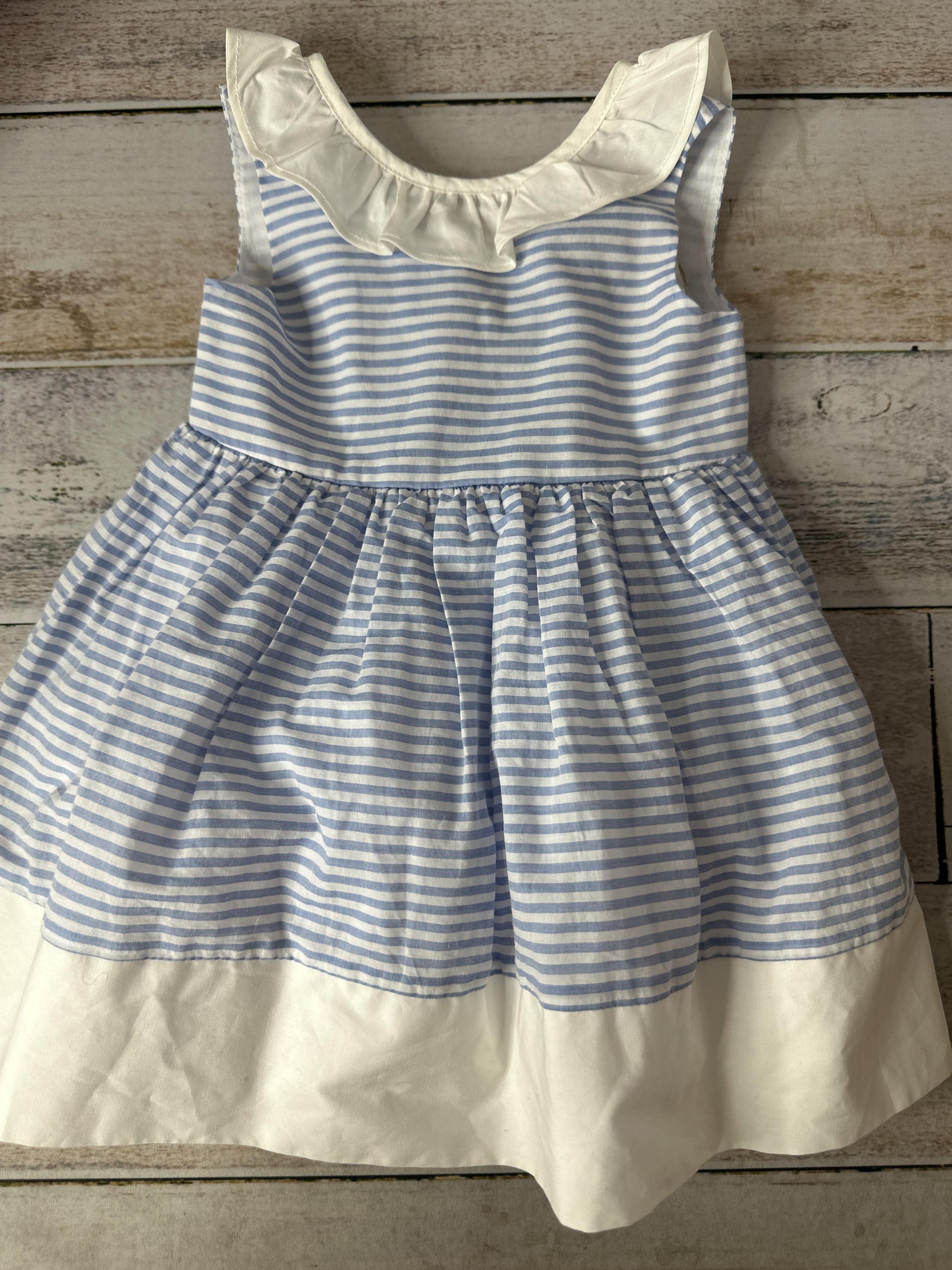 Girls Dress Size: 12-18 months