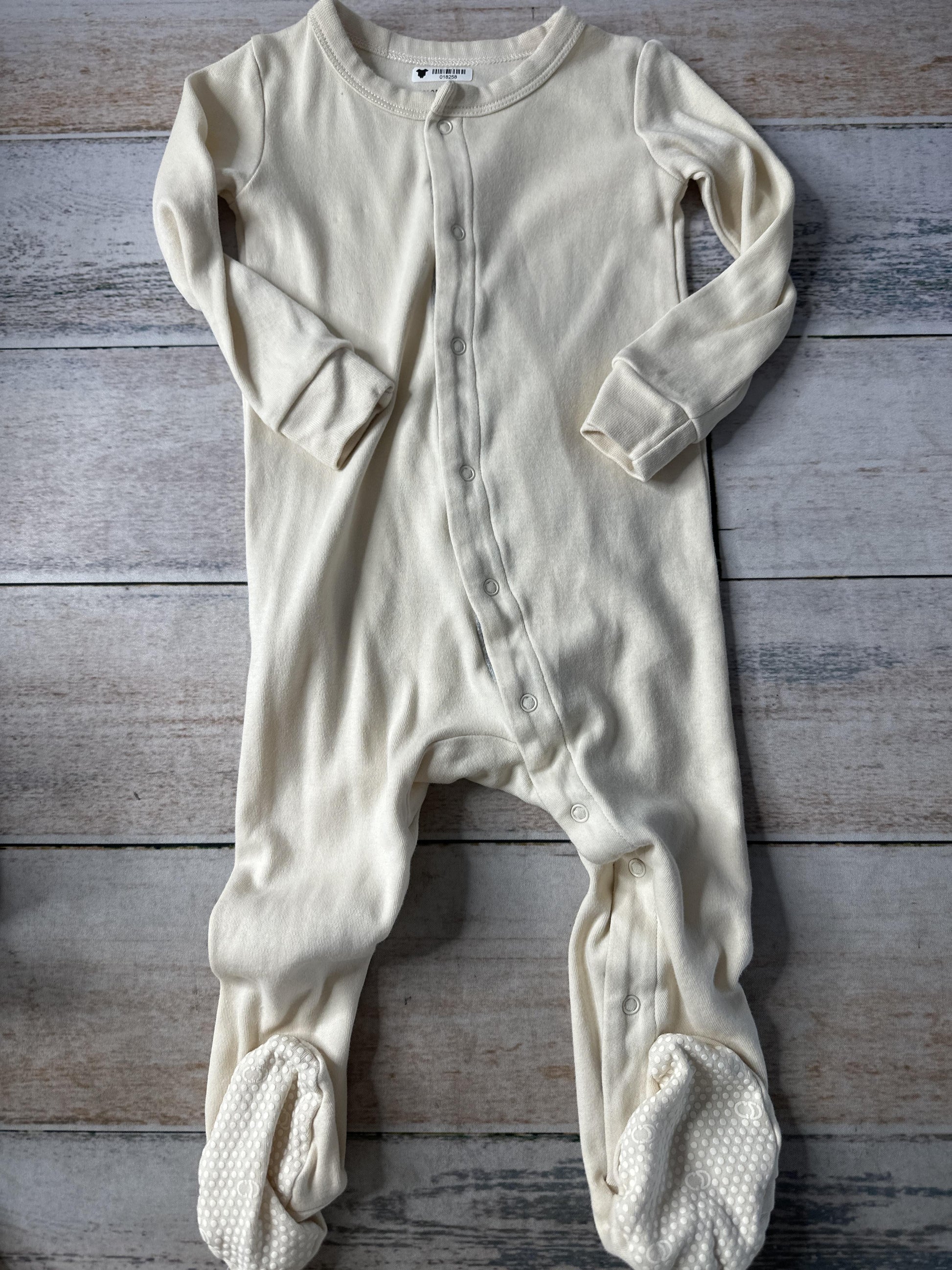 Unisex Pajamas Size: 12-18 months