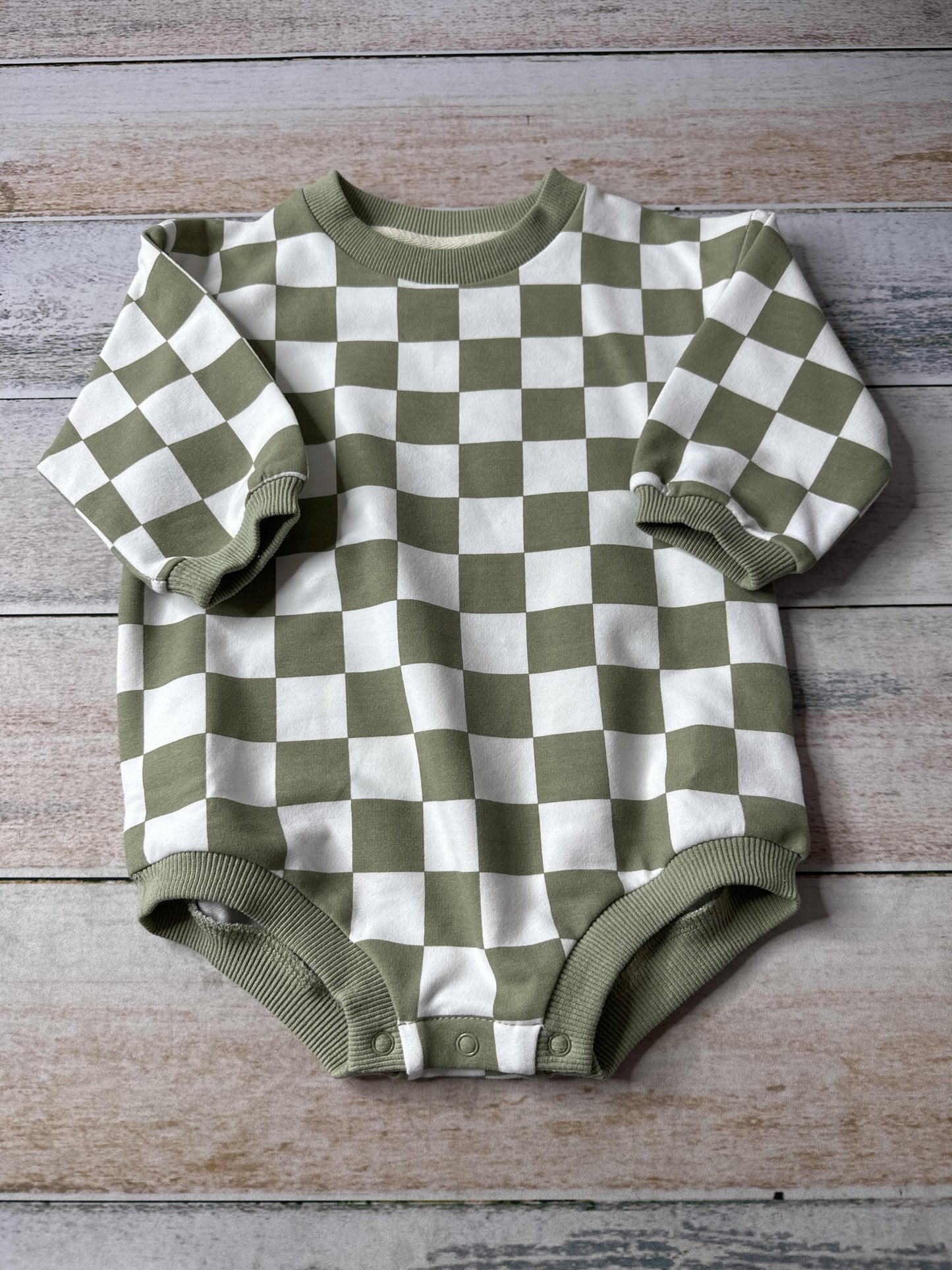 Unisex Onesie Size: 12-18 months