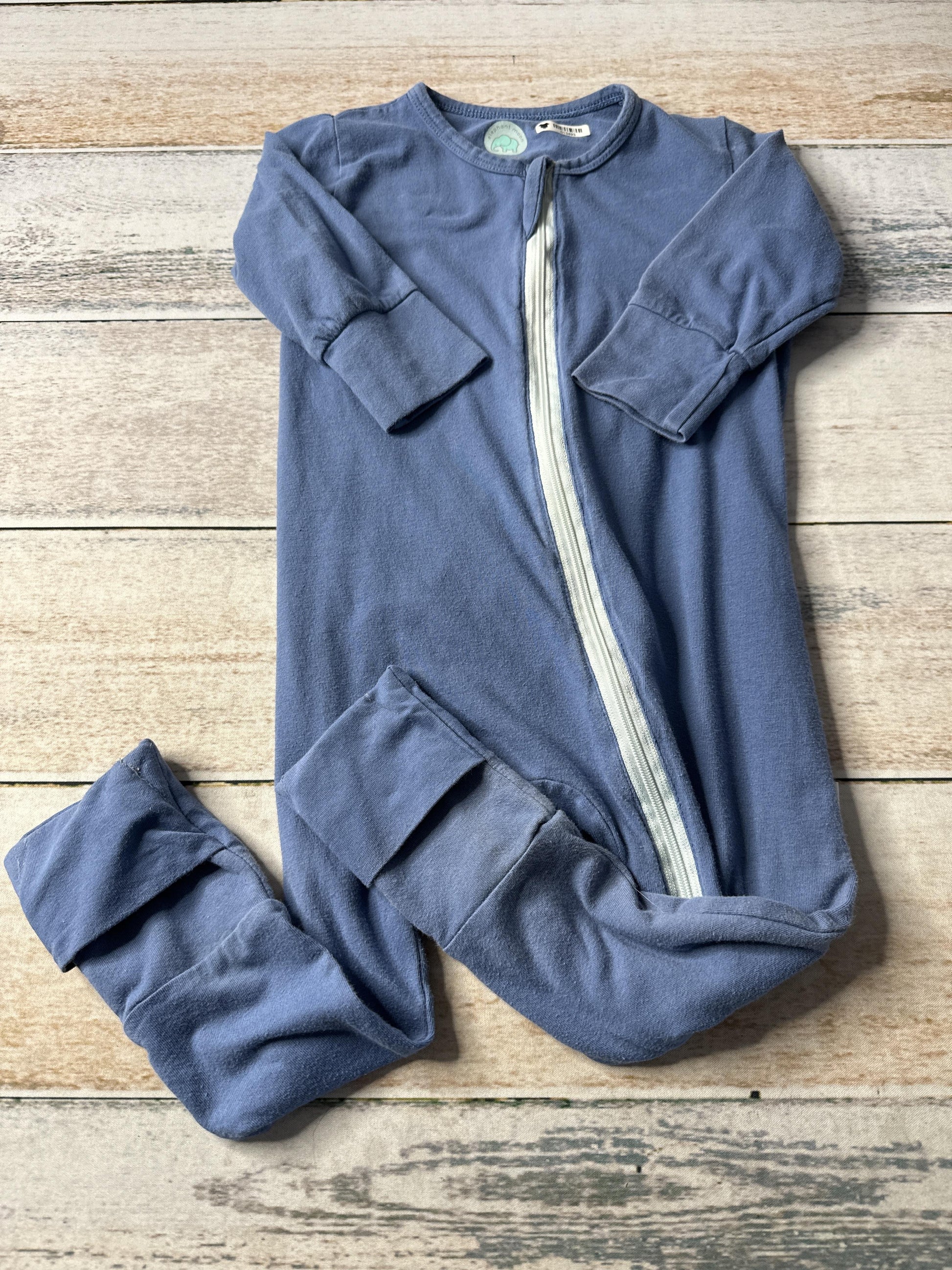 Unisex Pajamas Size: 12-18 months
