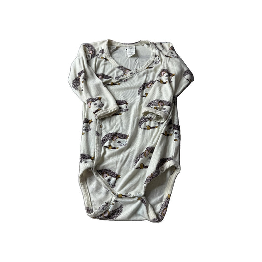 Kate Quinn Unisex Onesie Size: 12-18 months