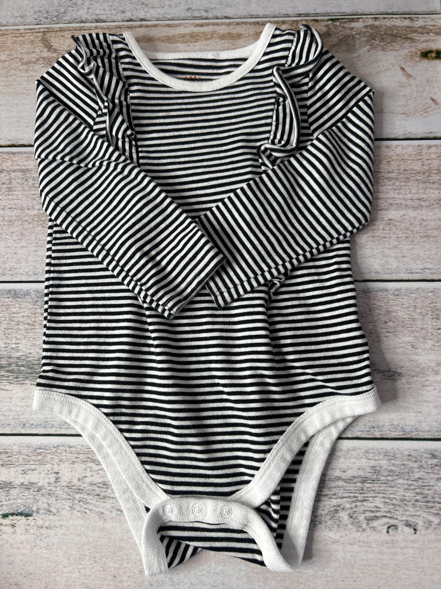 Unisex Button Down Short Sleeve Size: 12-18 months