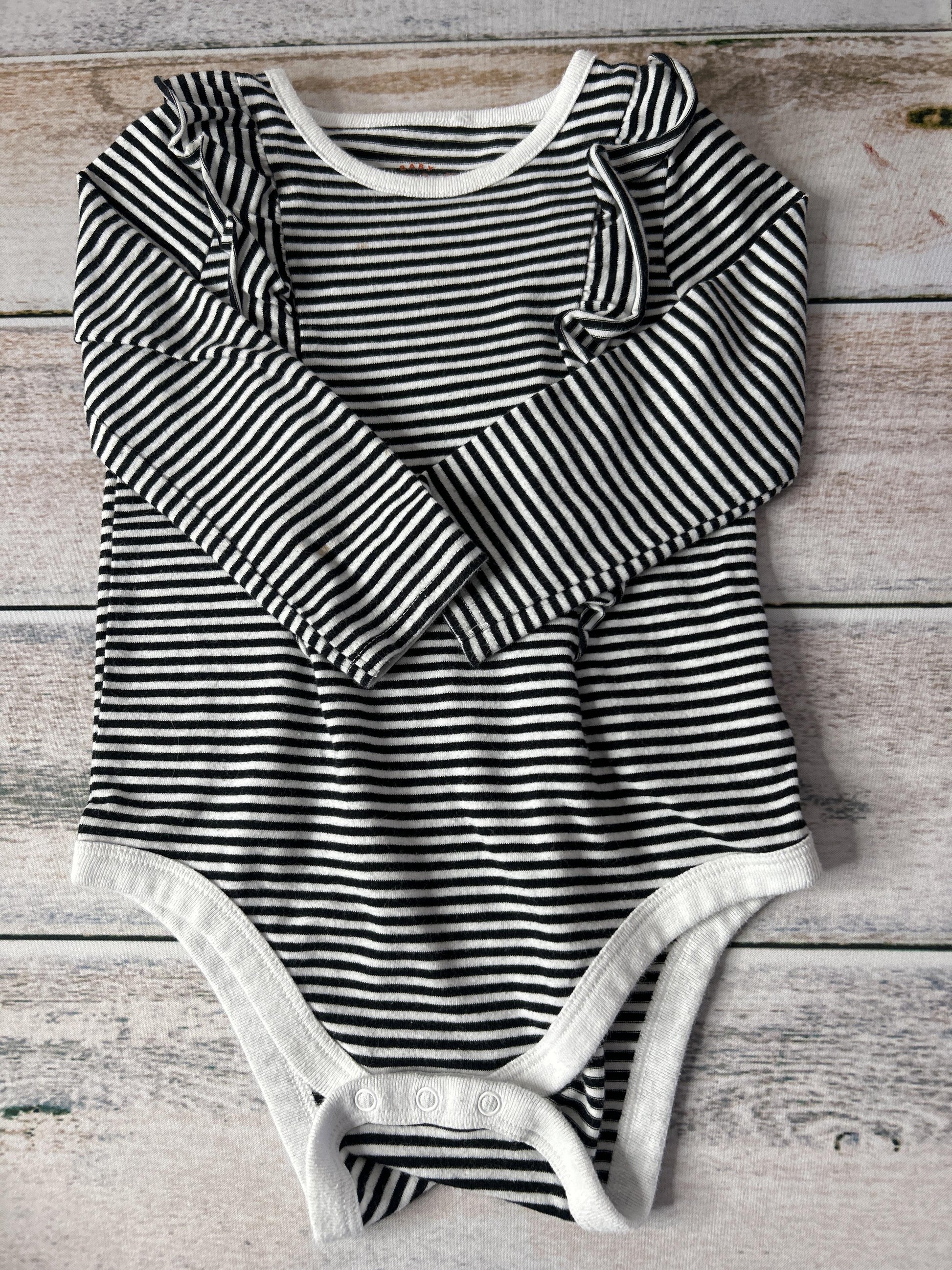 Unisex Button Down Short Sleeve Size: 12-18 months