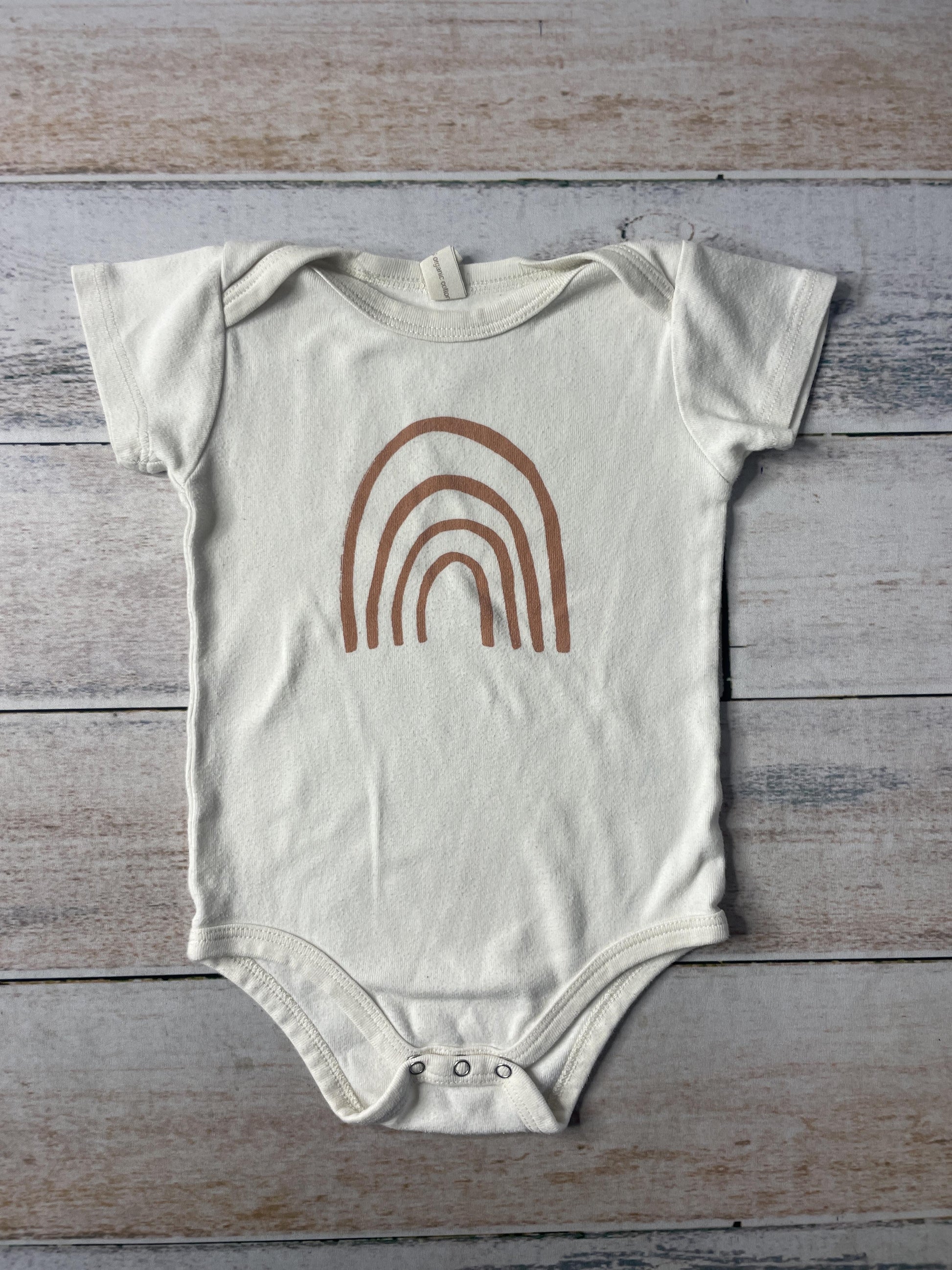 Tenth + Pine Unisex Onesie Size: 12-18 months
