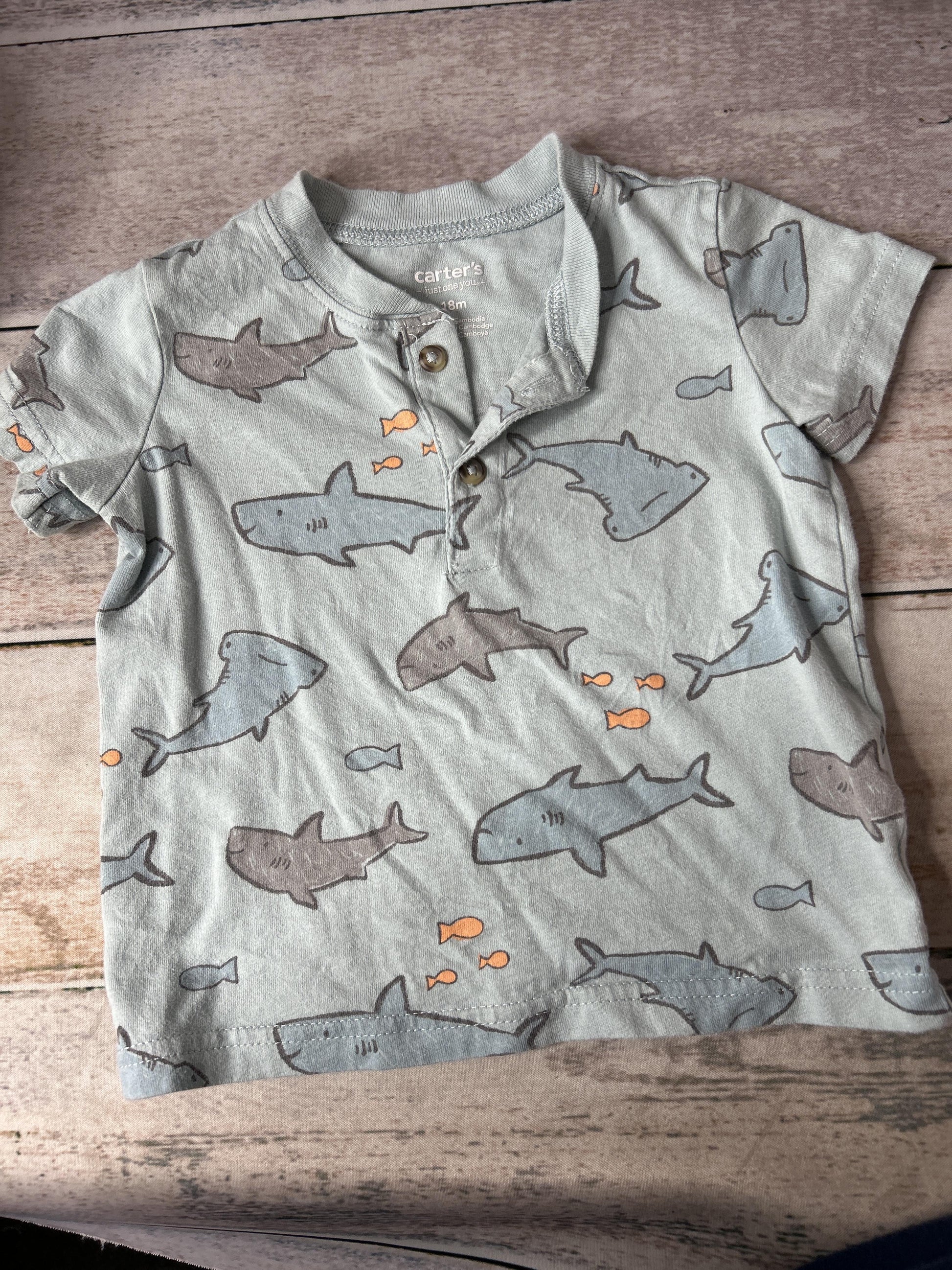 Unisex Short Sleeve Shirt Size: 12-18 months