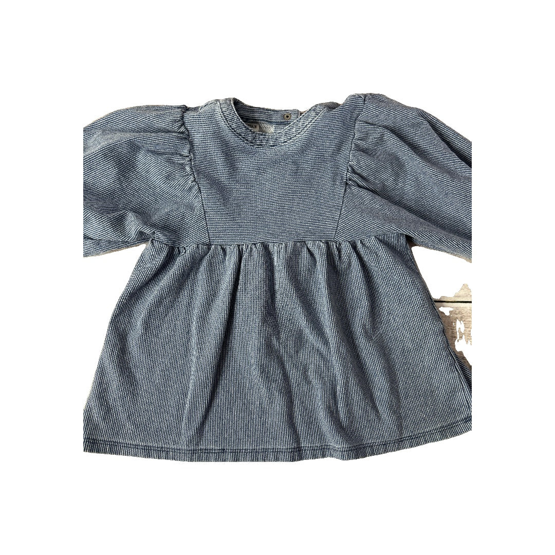 Unisex Button Down Short Sleeve Size: 12-18 months