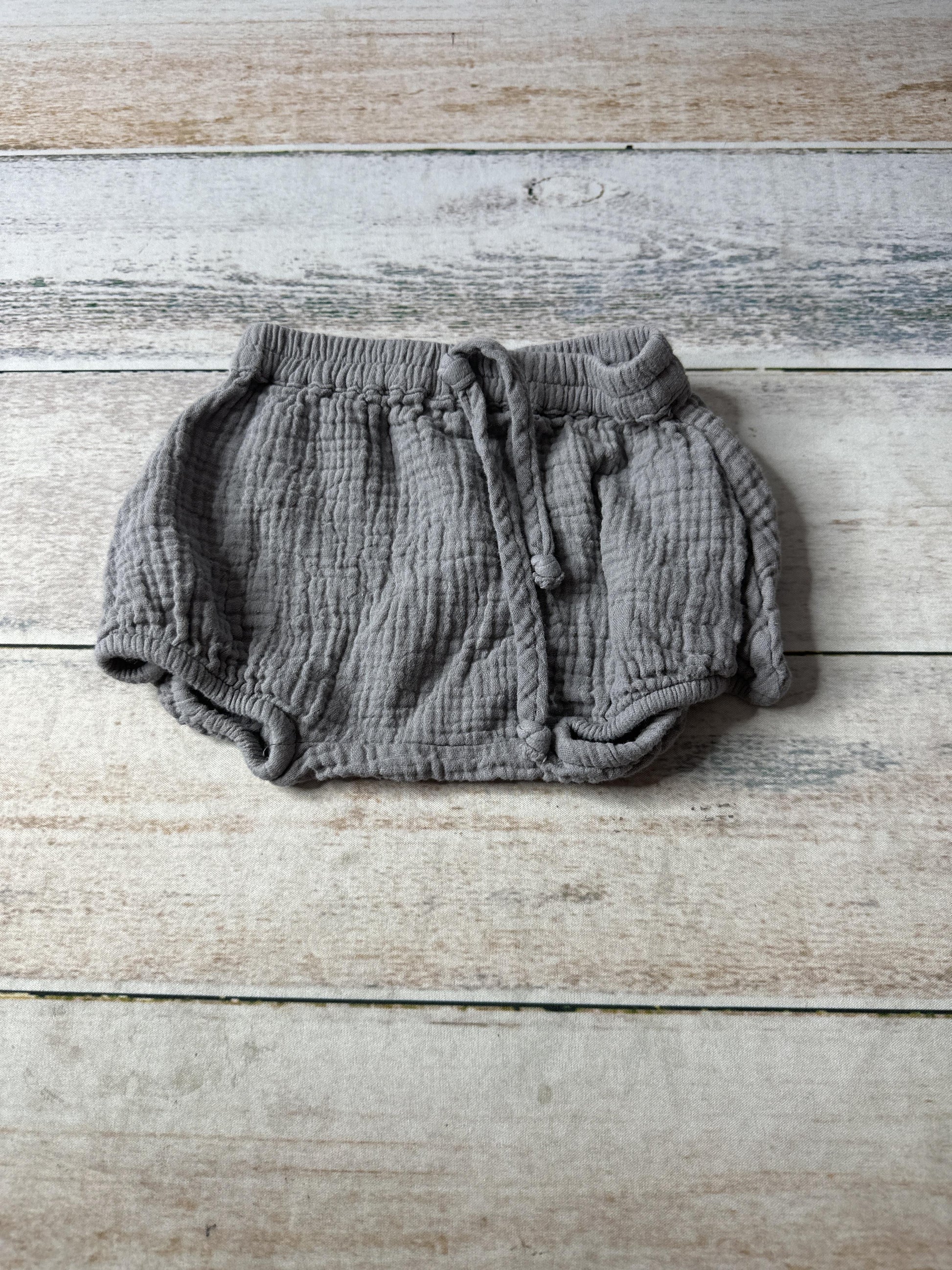 Popelin Unisex Shorts Size: 12-18 months
