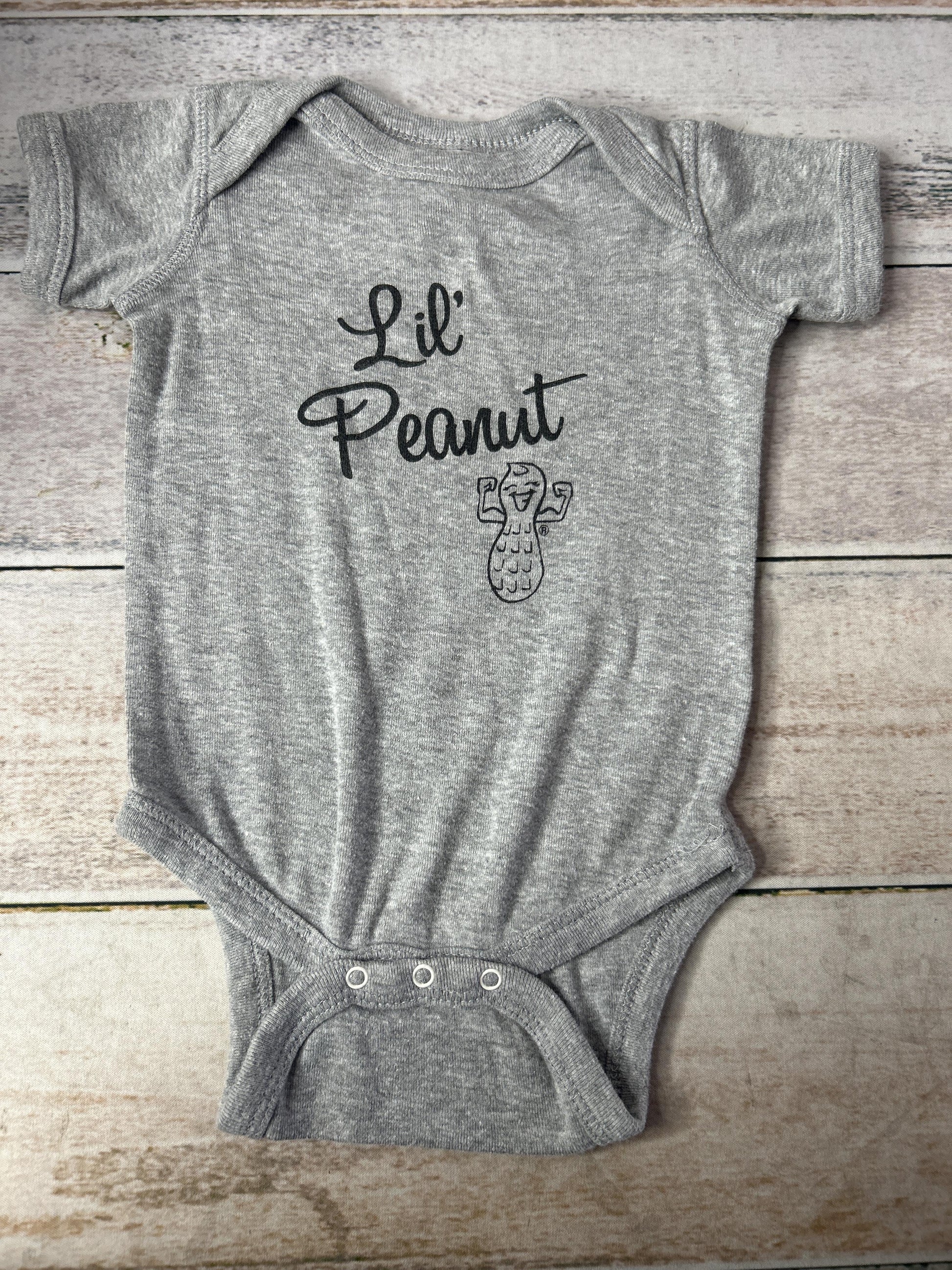 Unisex Onesie Size: 12 months