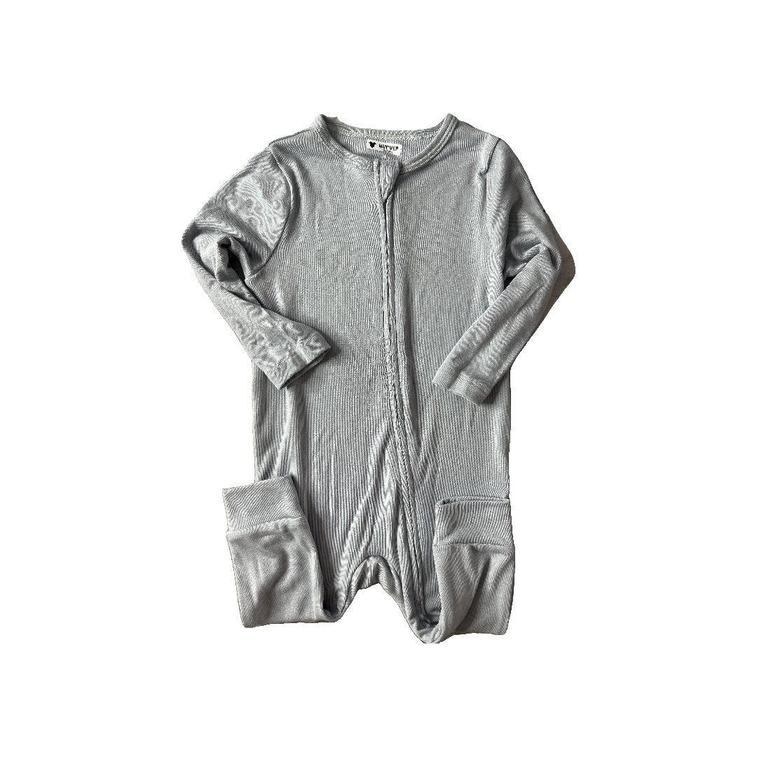 Unisex Shirt Size: 12 months