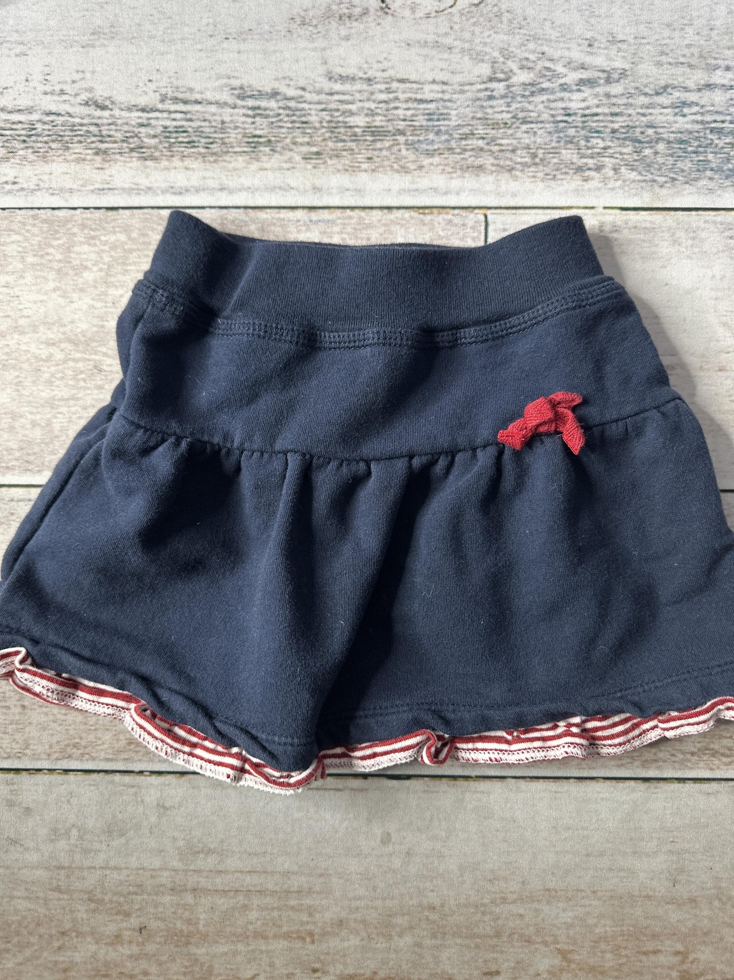 Girls Skirt Size: 12 months