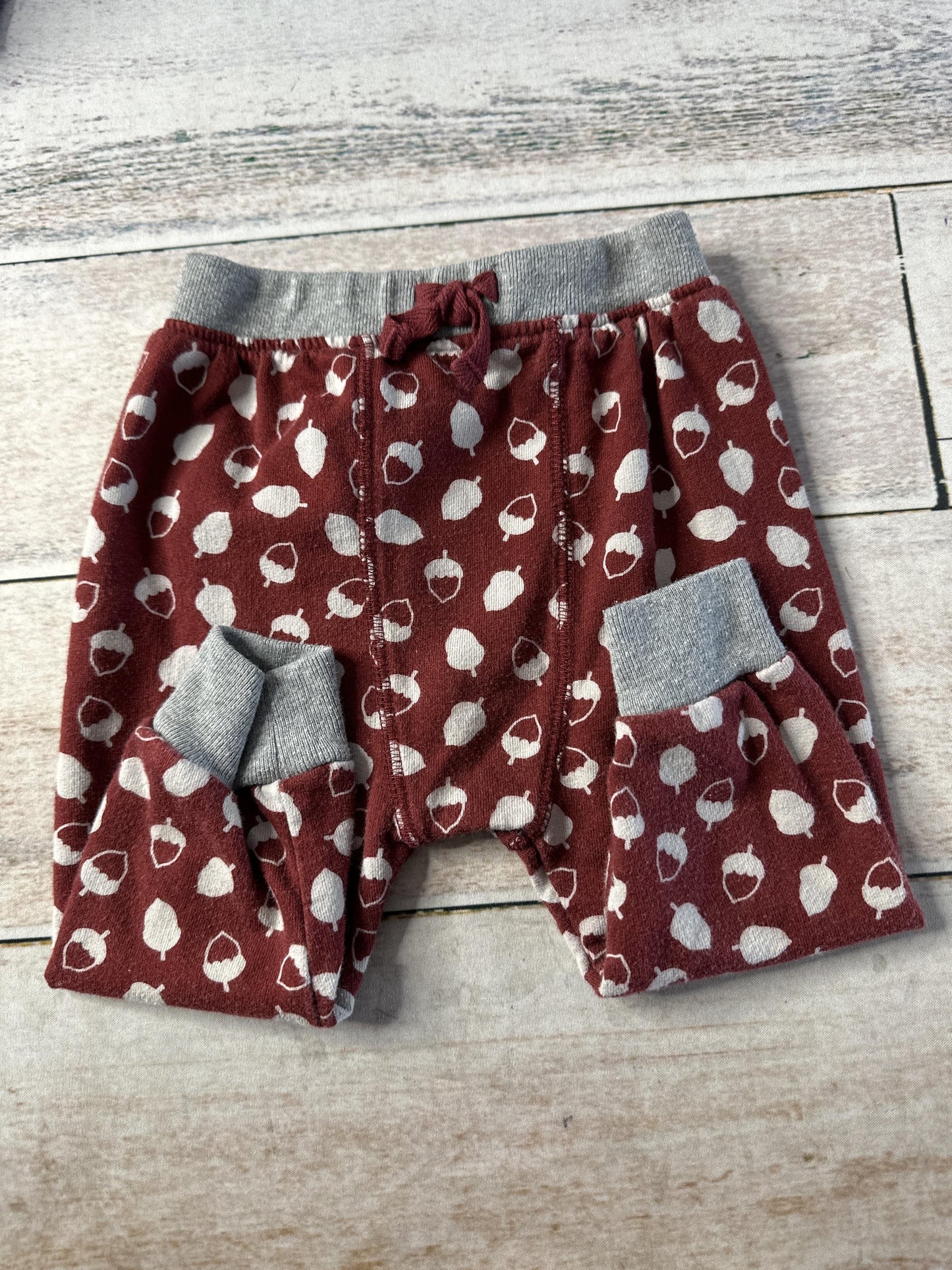 Unisex Pants Size: 12 months