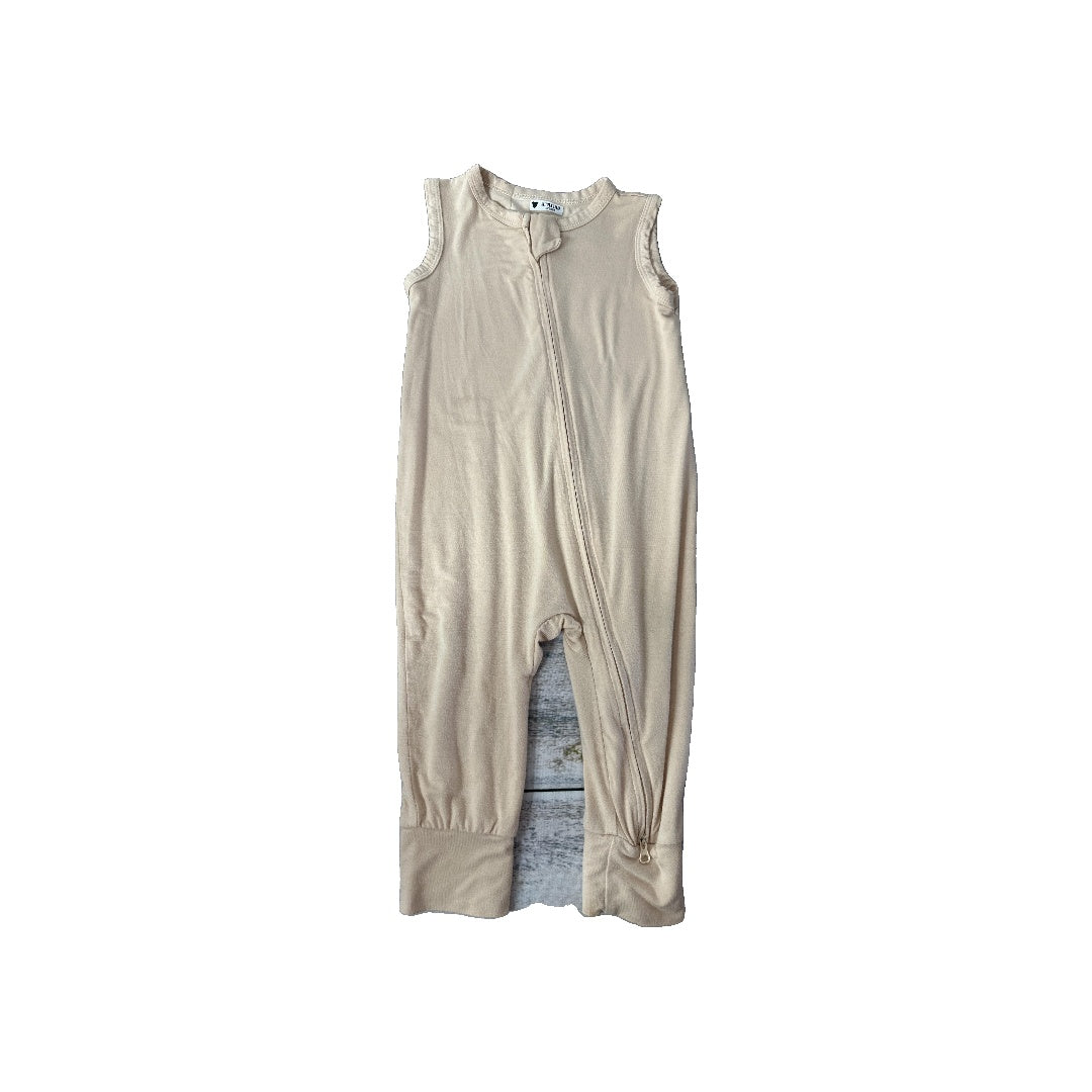 Unisex Pajamas Size: 12 months