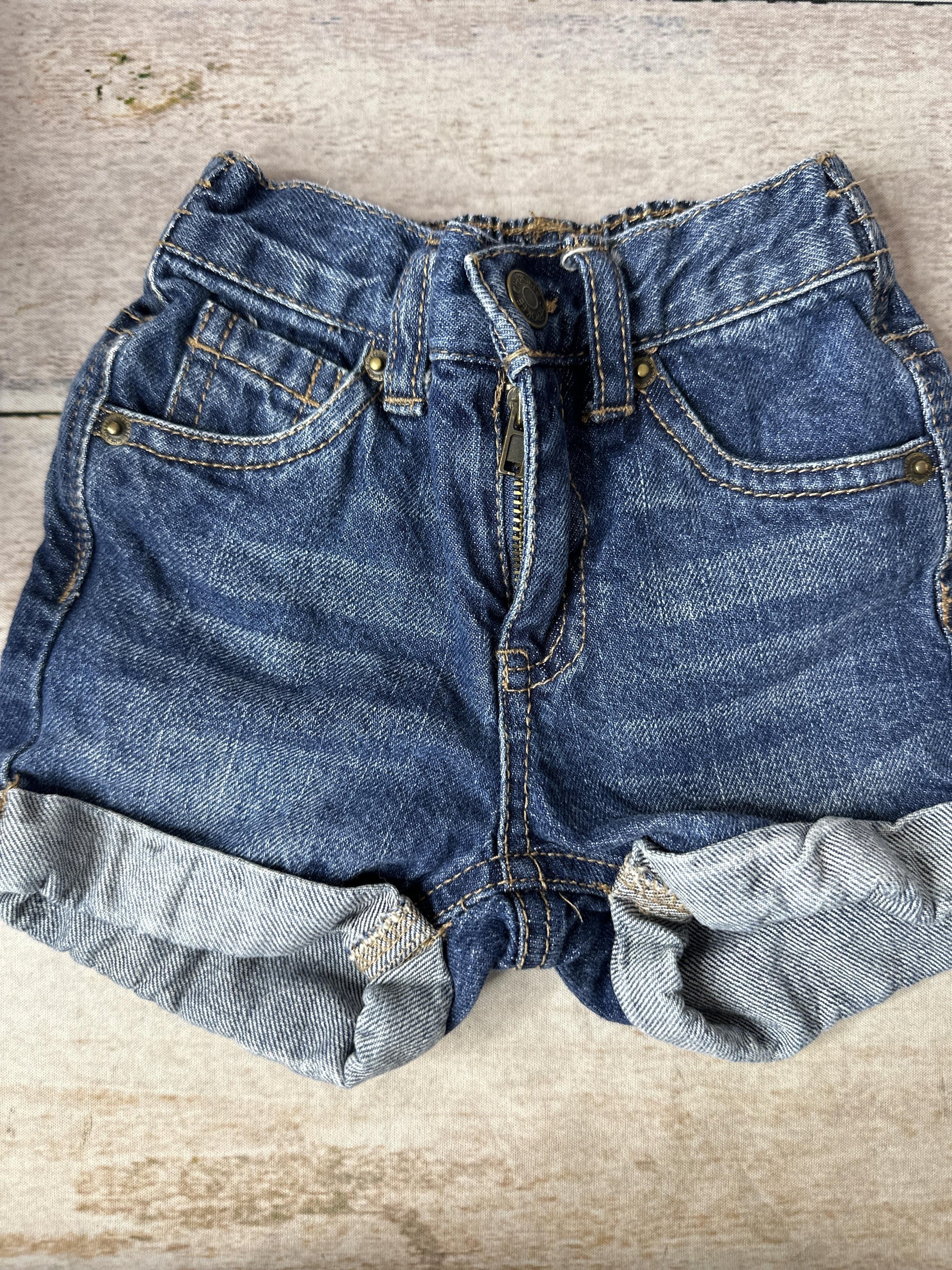 Unisex Button Down Short Sleeve Size: 12 months